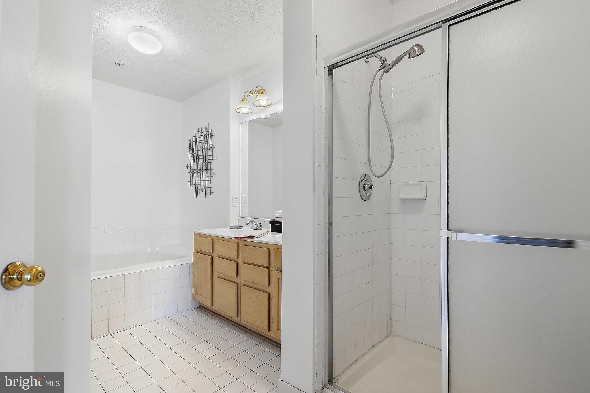 THE VILLAGE SOUTHFIELD - Residential