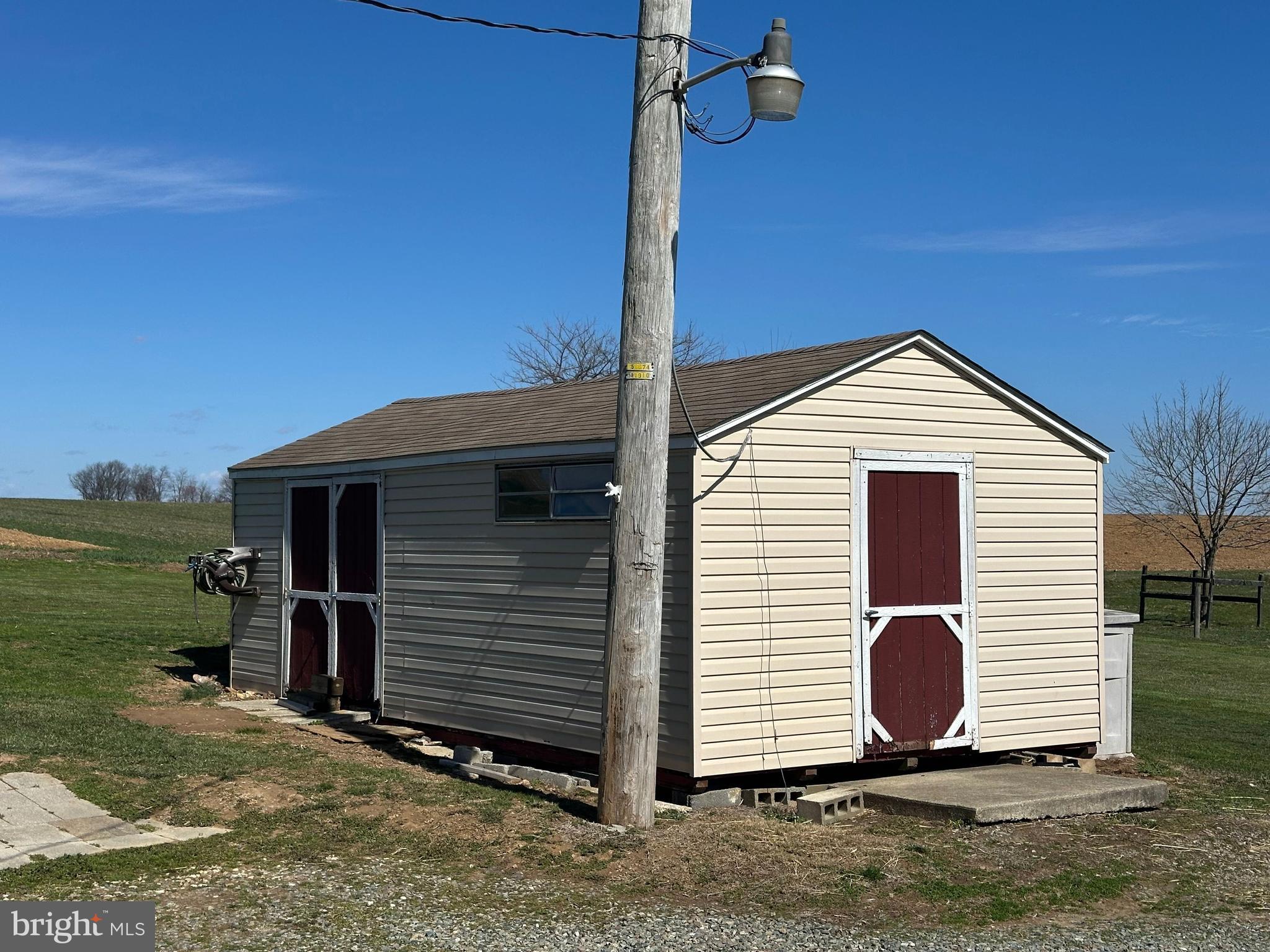 LITTLE BRITAIN - Residential