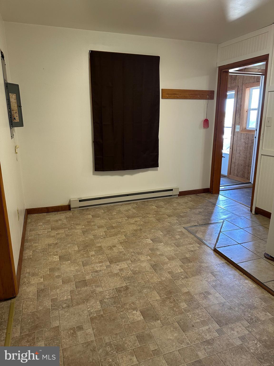 LITTLE BRITAIN - Residential