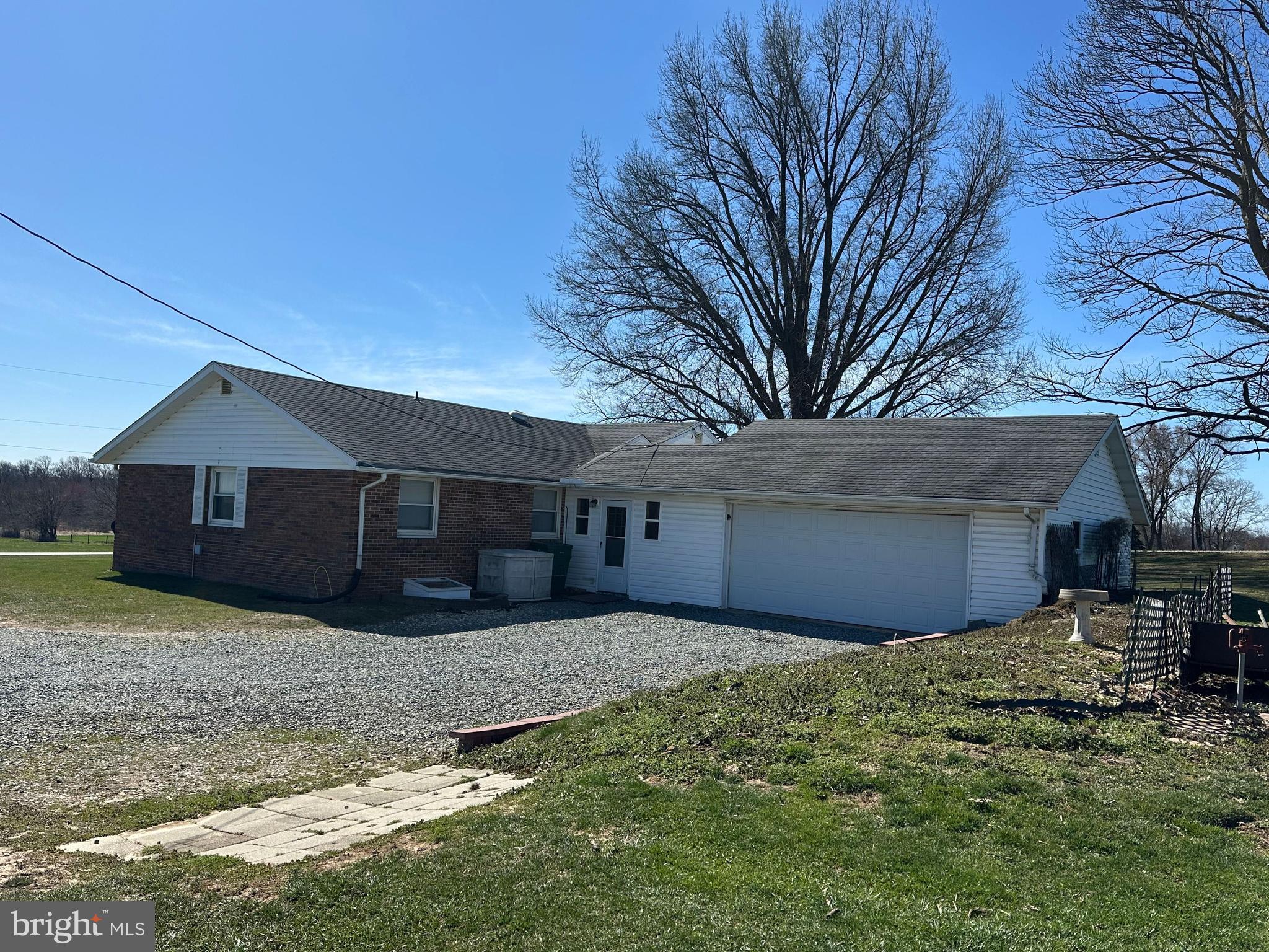 LITTLE BRITAIN - Residential