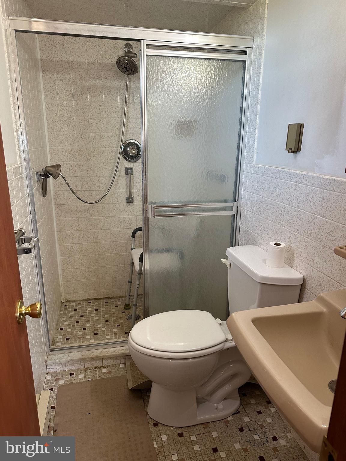 LITTLE BRITAIN - Residential