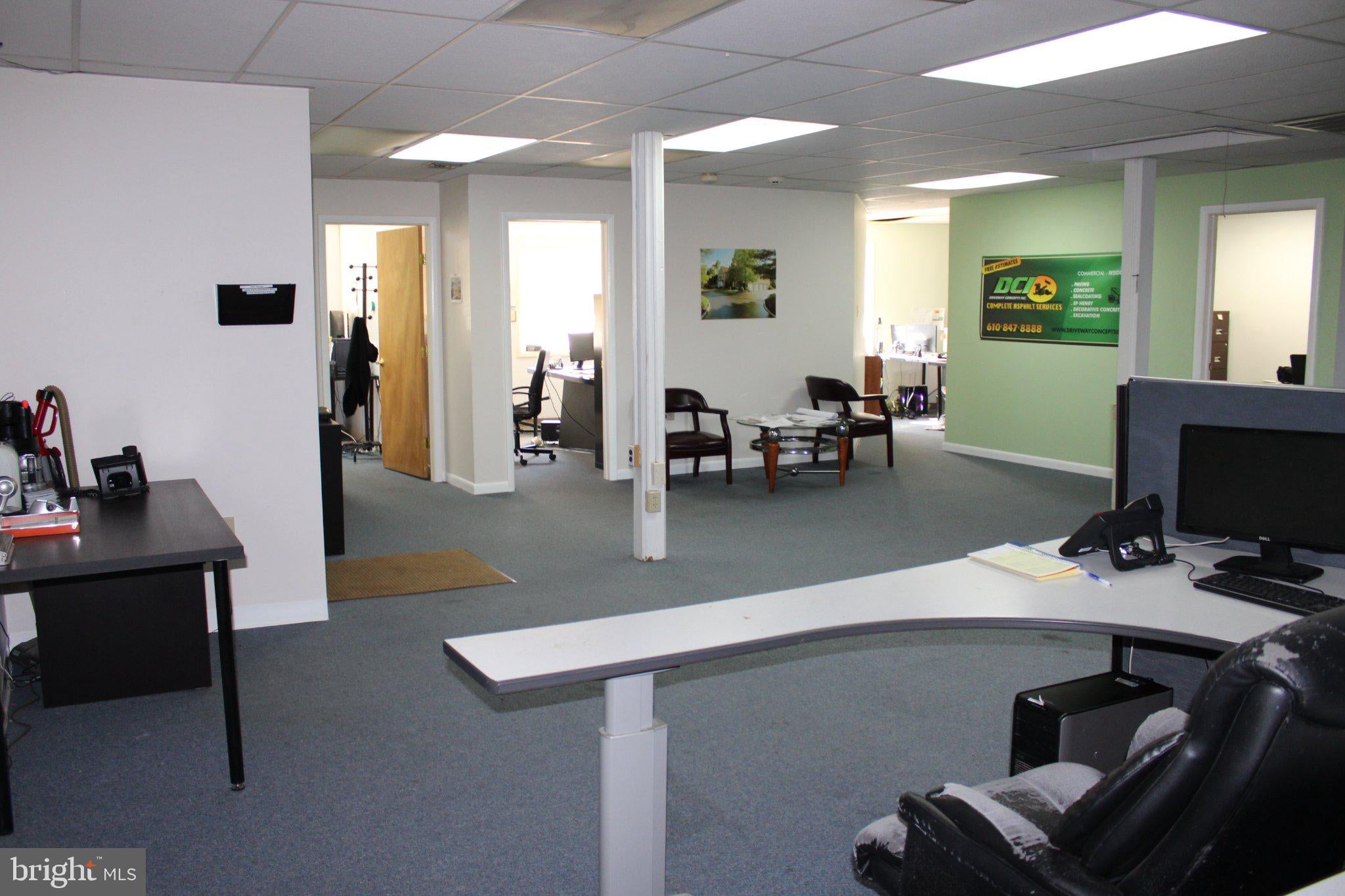 227, 229, 231 W BROAD STREET