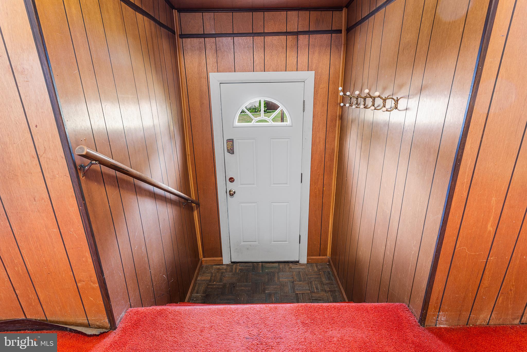 131 S LENOLA ROAD