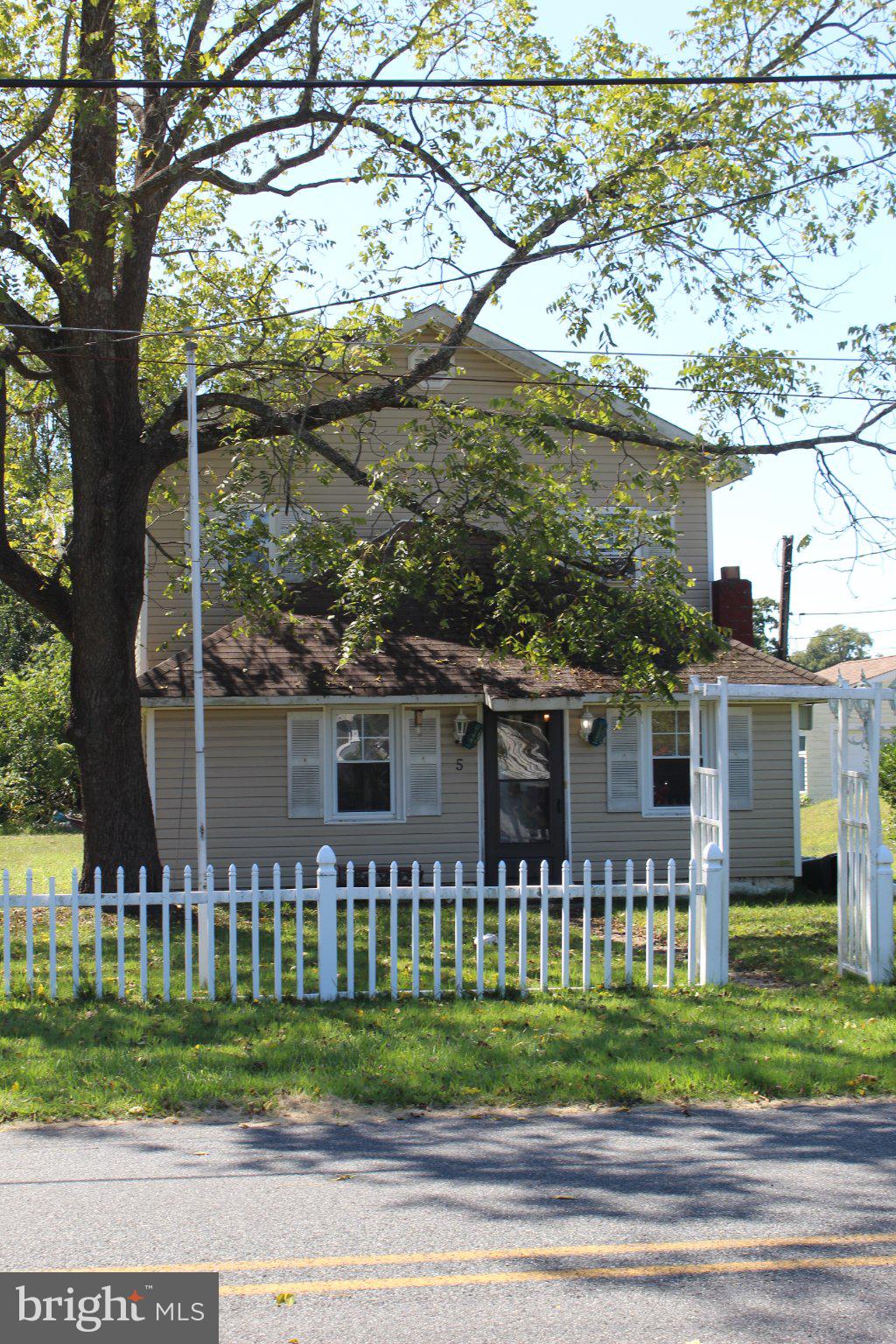 5 WARD AVENUE