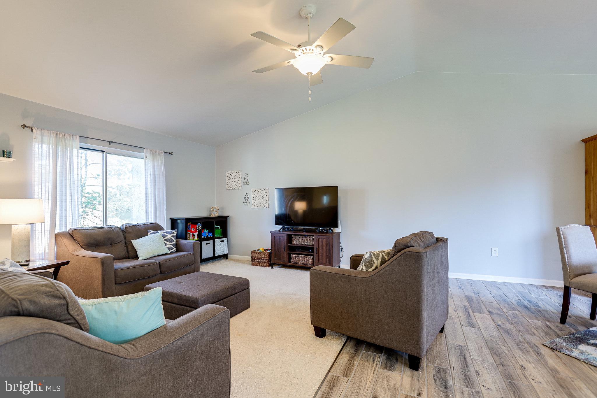 CEDAR KNOLLS - Residential