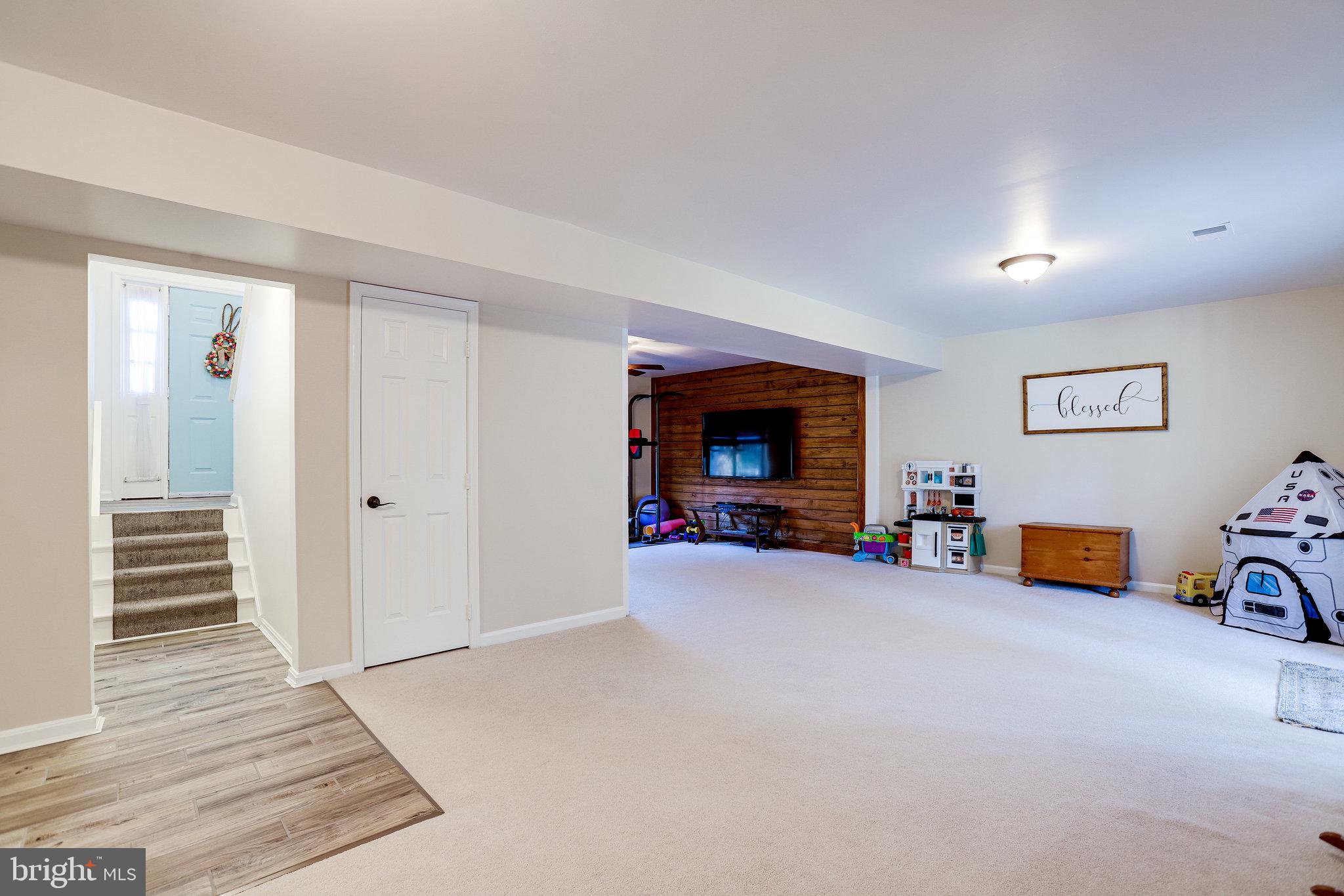 CEDAR KNOLLS - Residential