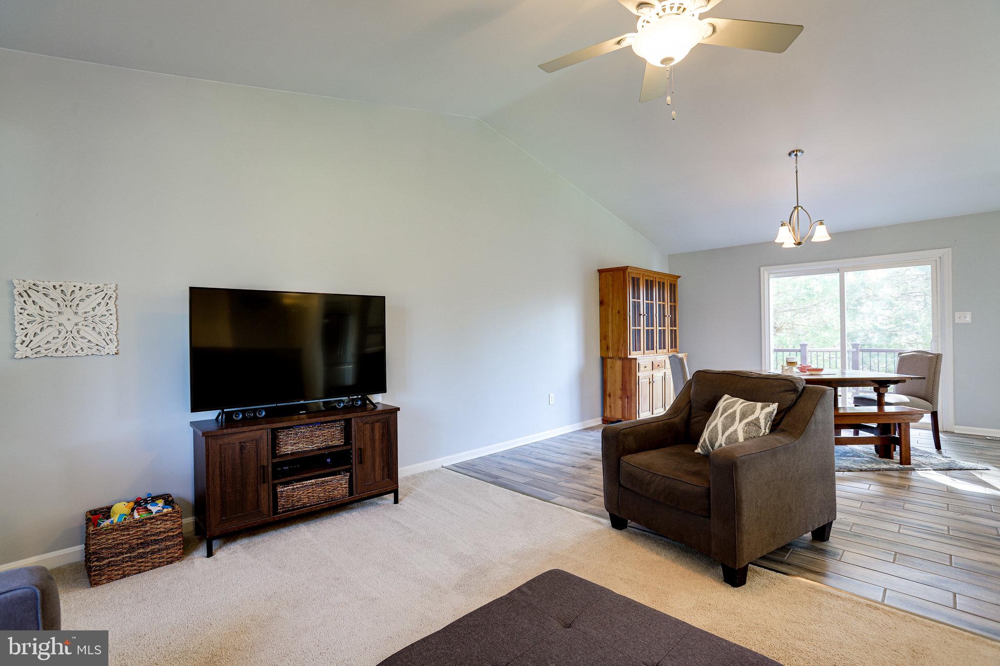 CEDAR KNOLLS - Residential