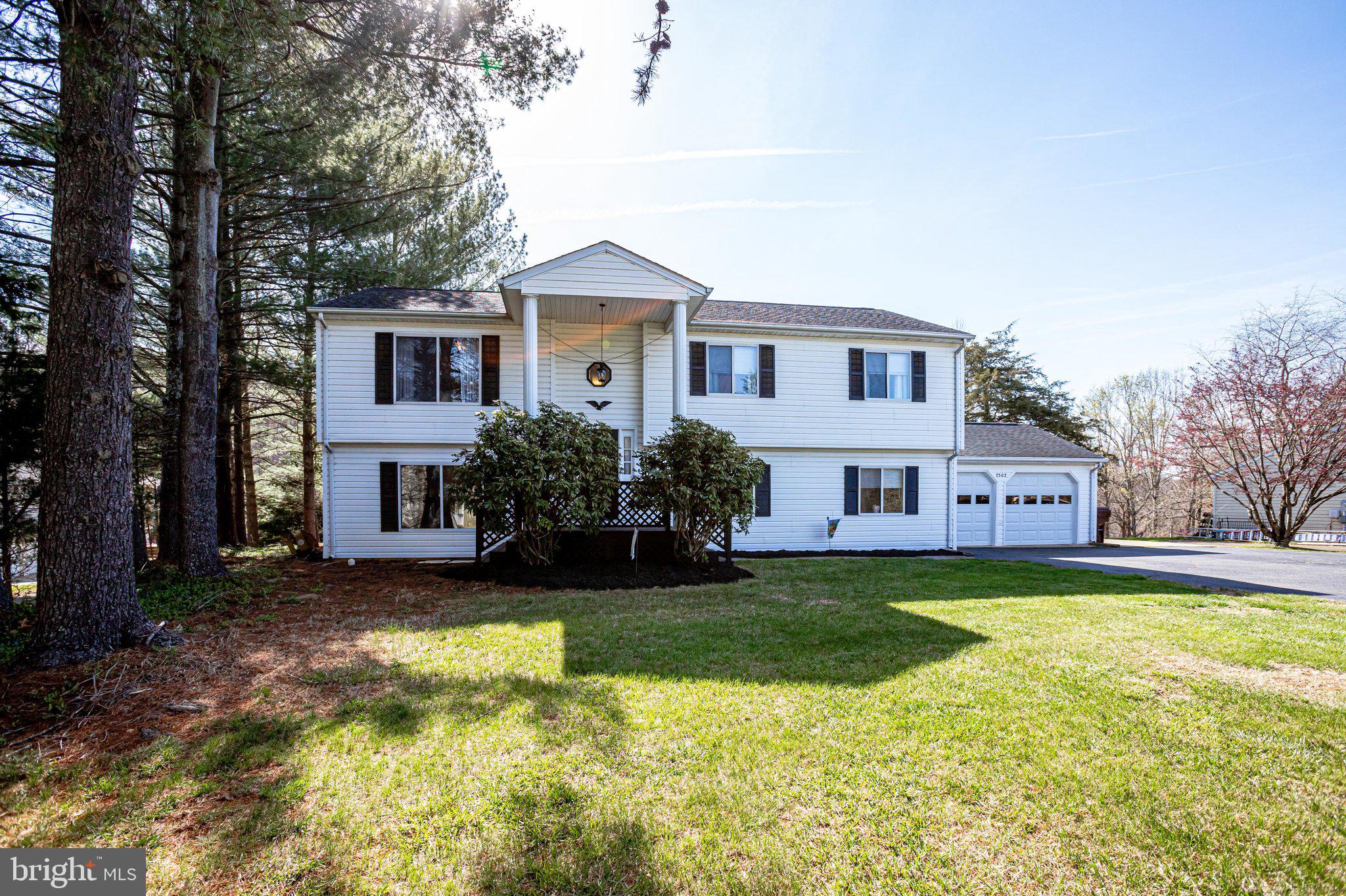 CEDAR KNOLLS - Residential