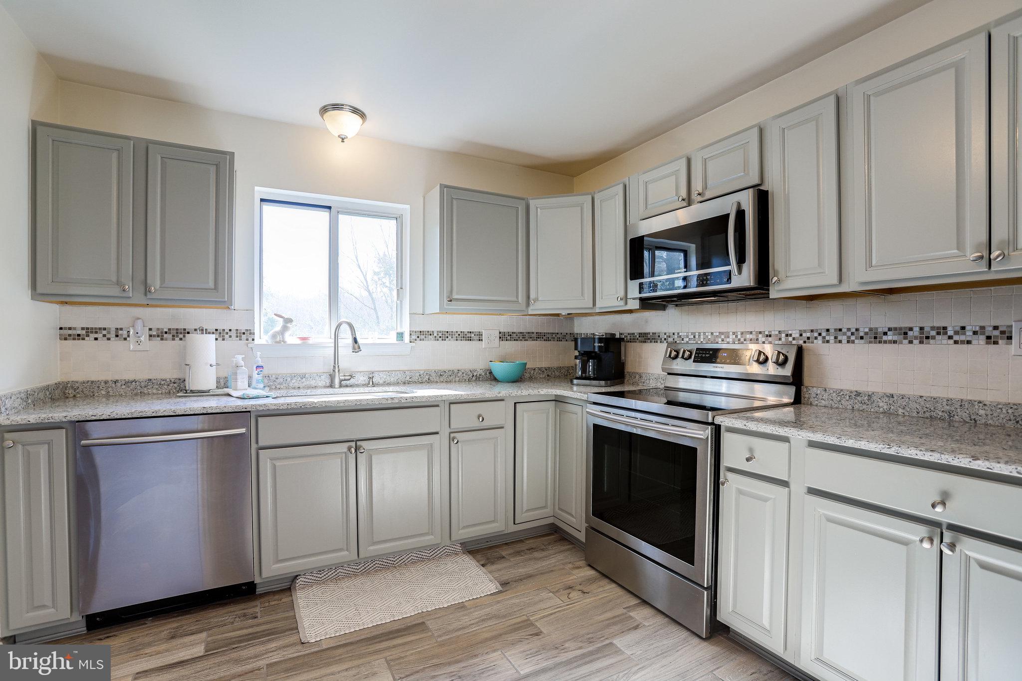 CEDAR KNOLLS - Residential