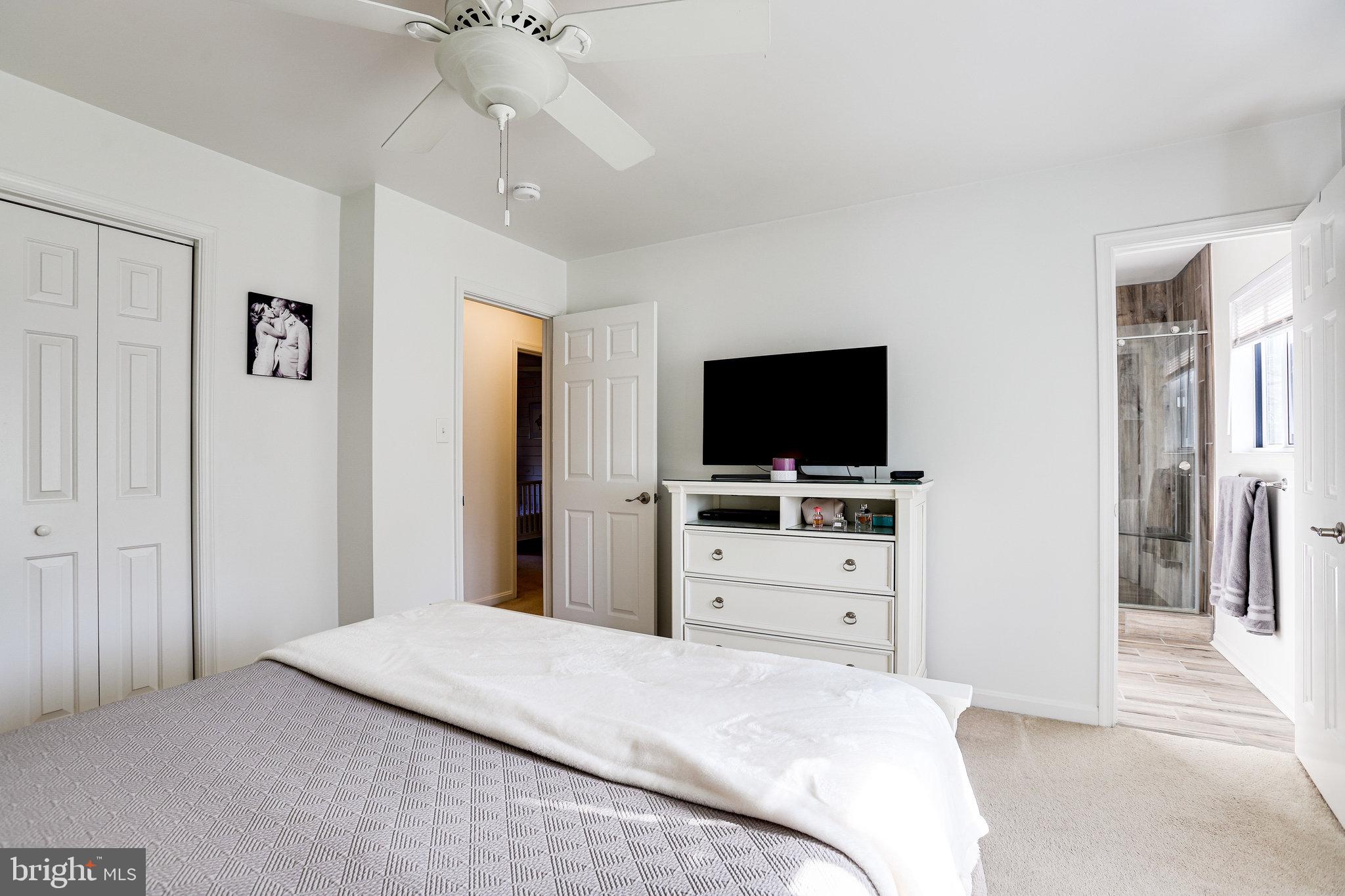 CEDAR KNOLLS - Residential