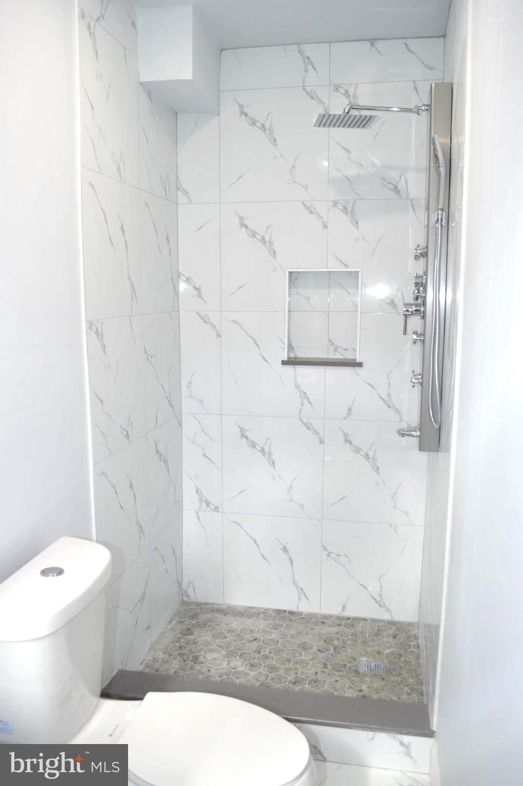 PHILADELPHIA (SOUTHWEST) - Residential Income