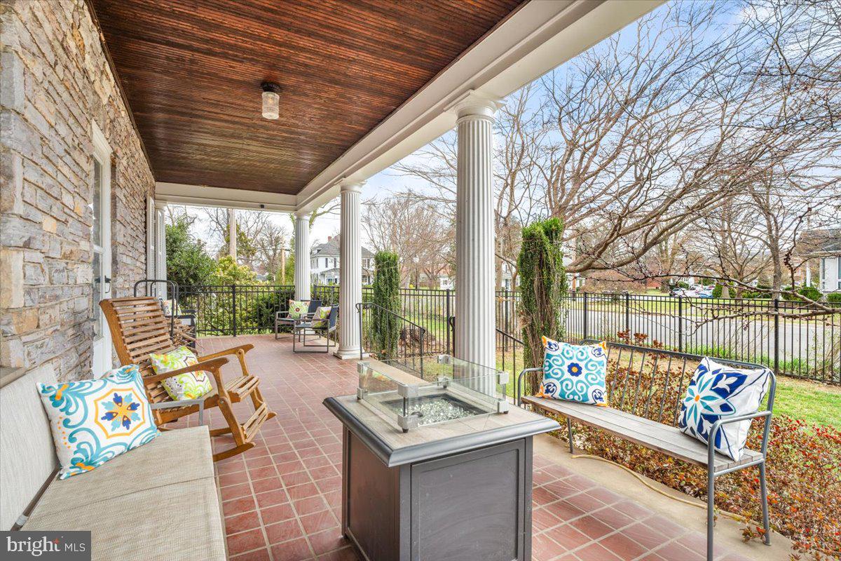 BAKER PARK - Residential