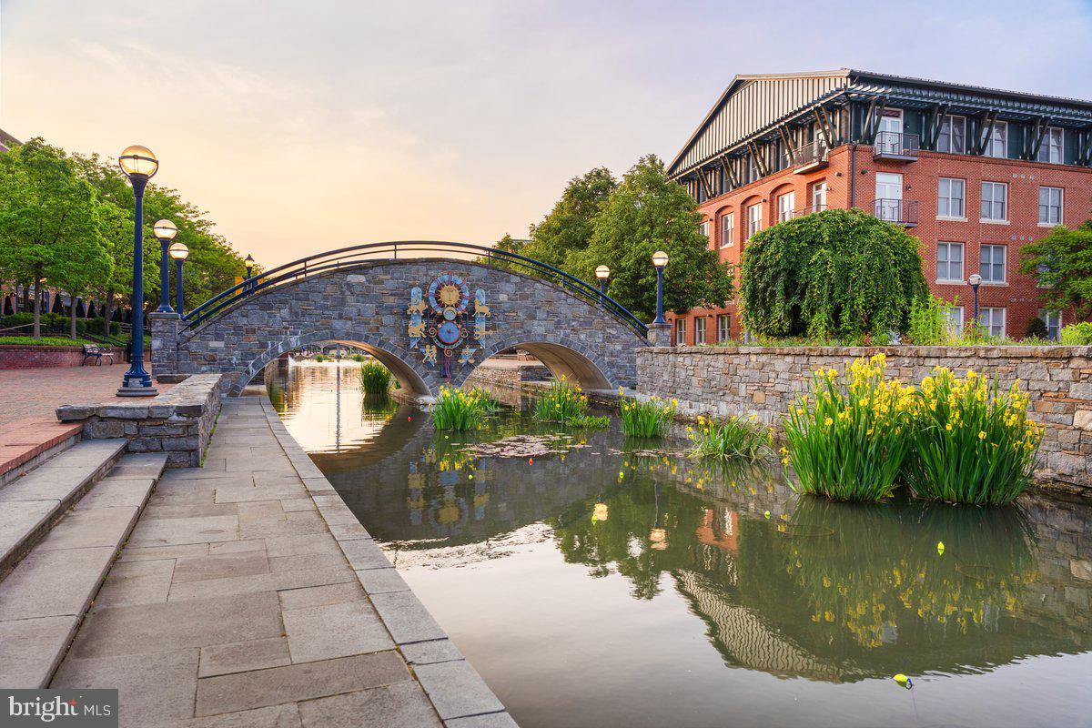 BAKER PARK - Residential