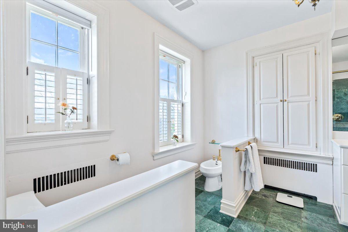 BAKER PARK - Residential