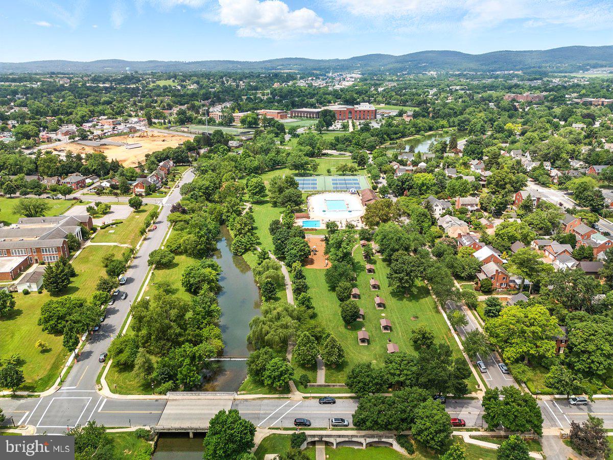BAKER PARK - Residential
