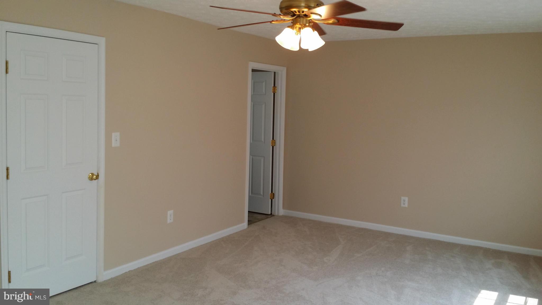 FOX CHASE - Residential