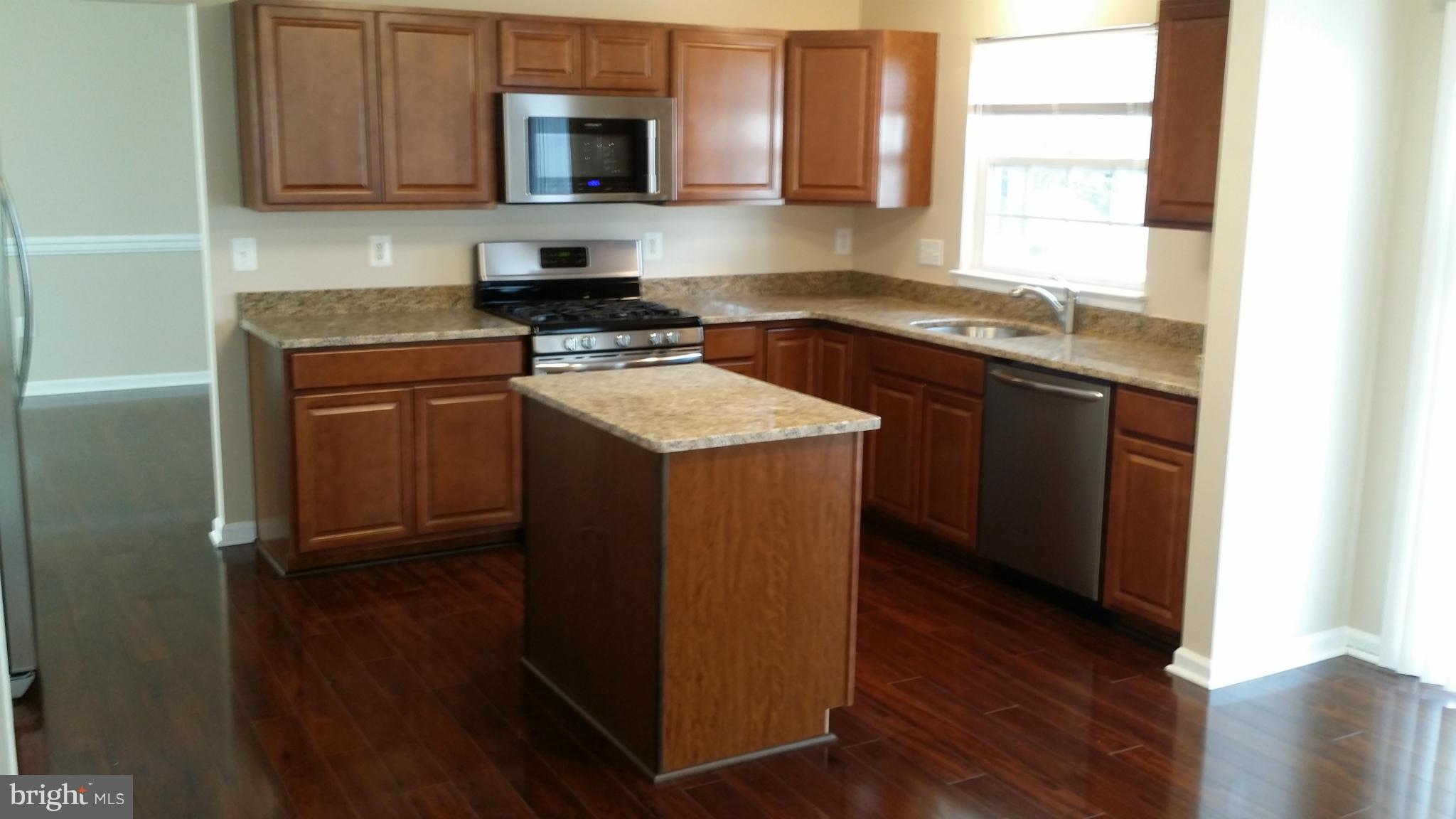 FOX CHASE - Residential