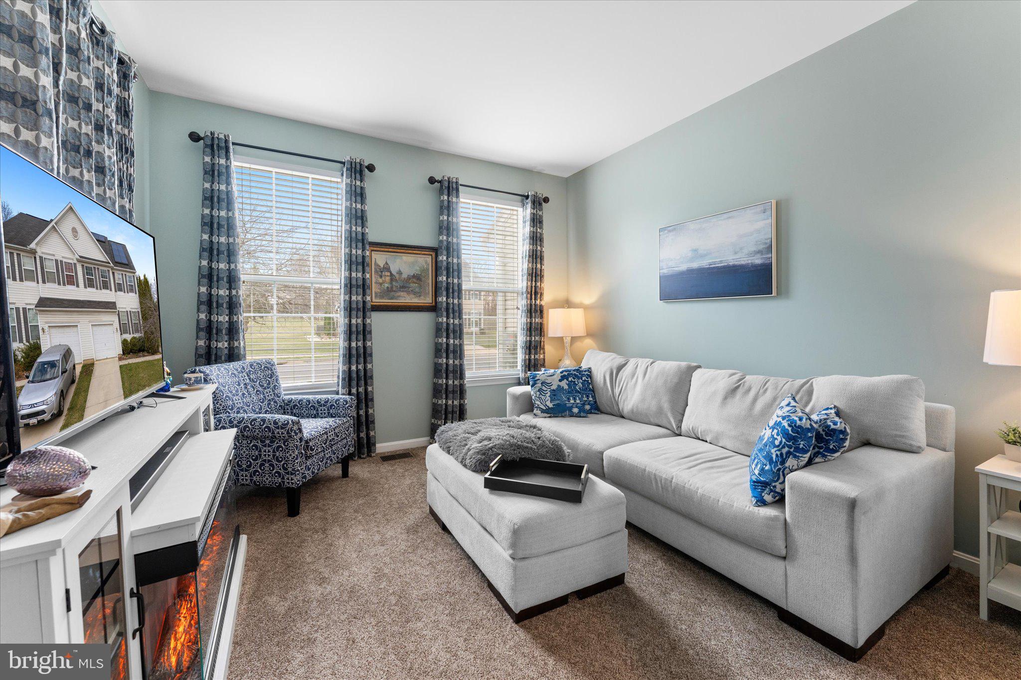 KENSINGTON VILLAS - Residential