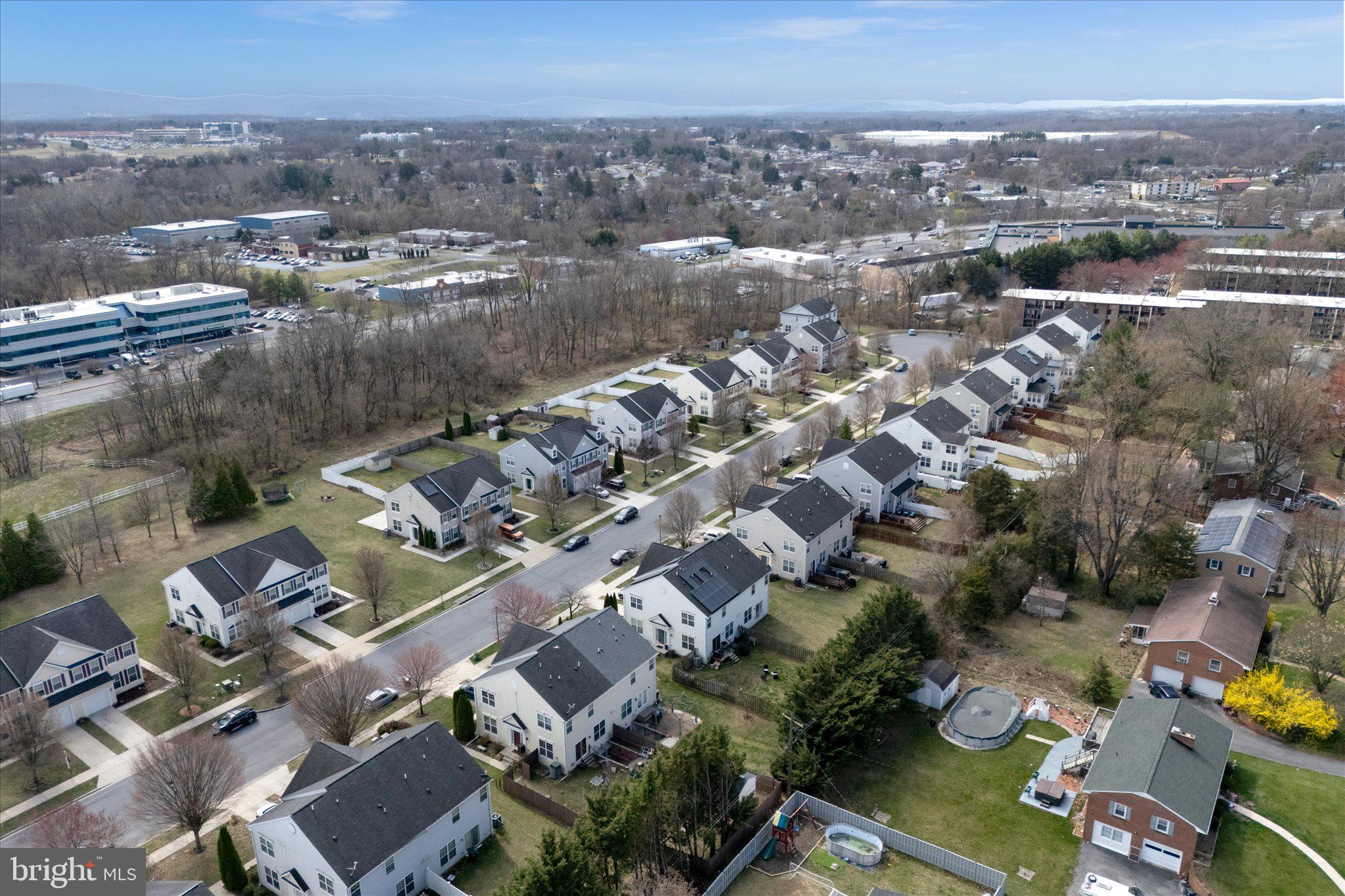 KENSINGTON VILLAS - Residential