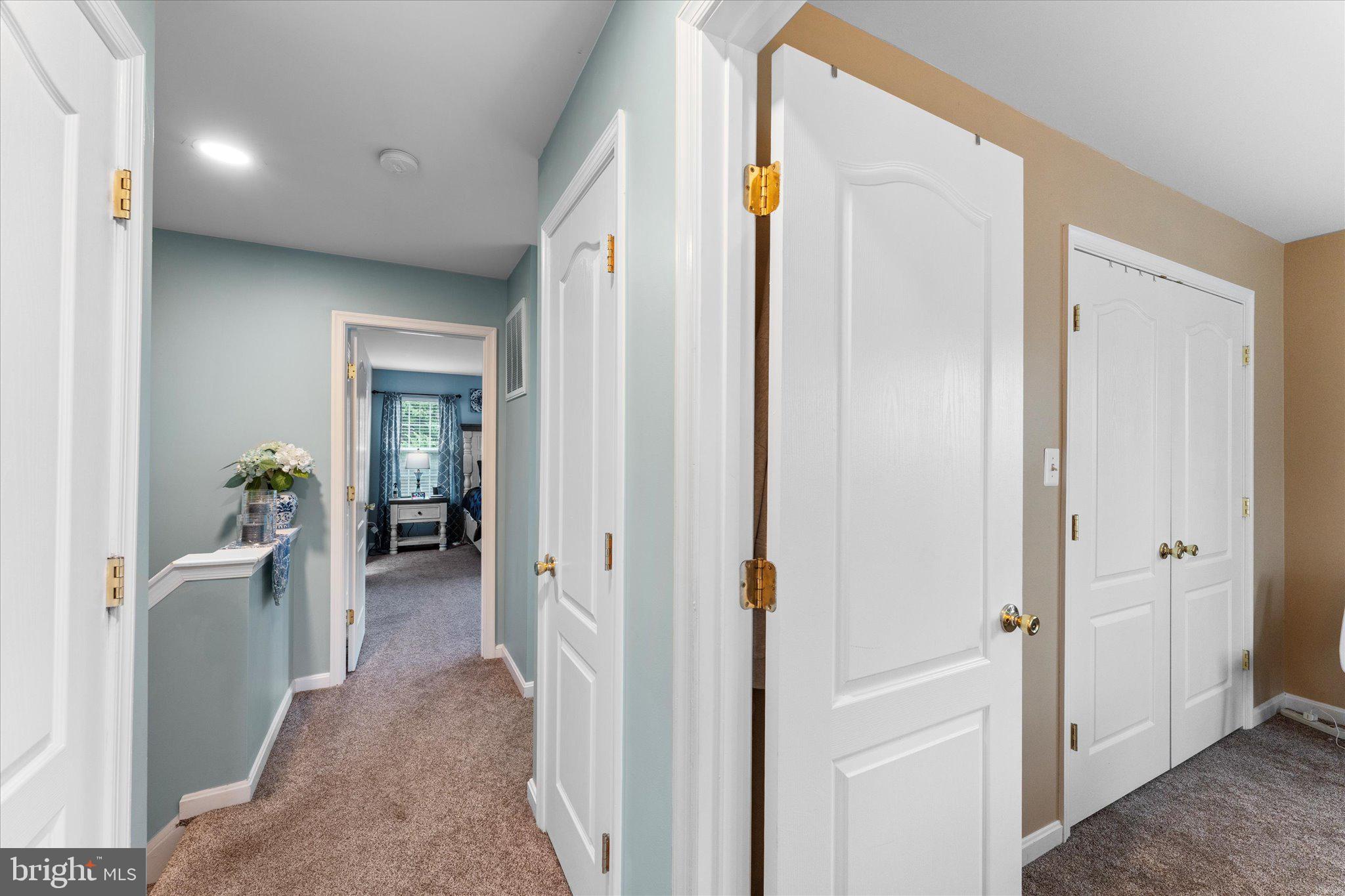 KENSINGTON VILLAS - Residential