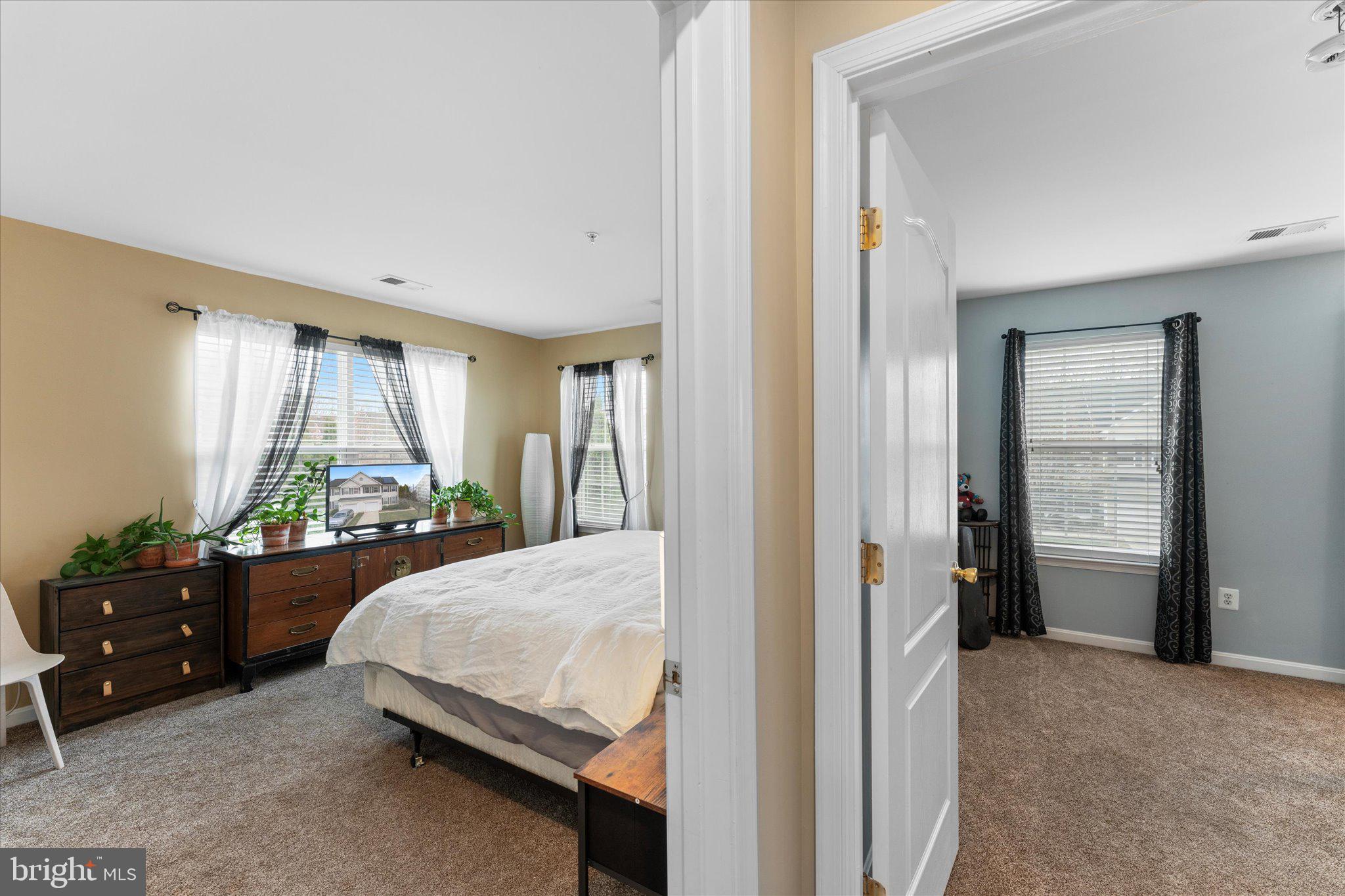 KENSINGTON VILLAS - Residential