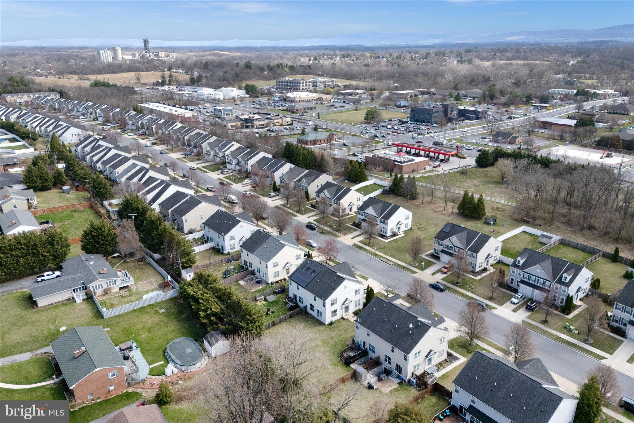 KENSINGTON VILLAS - Residential