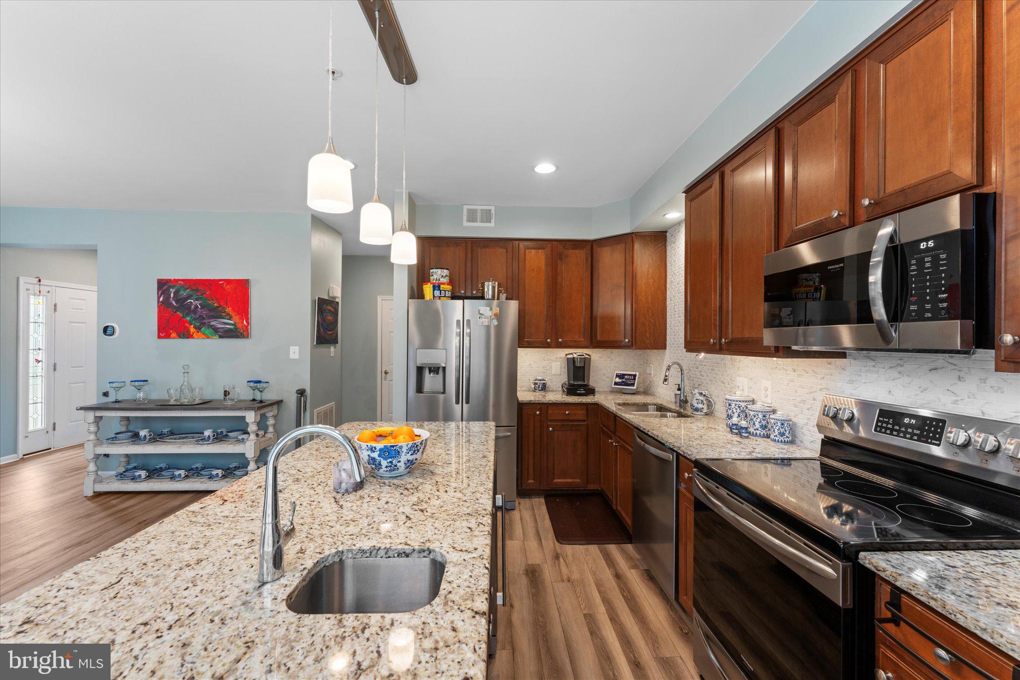 KENSINGTON VILLAS - Residential