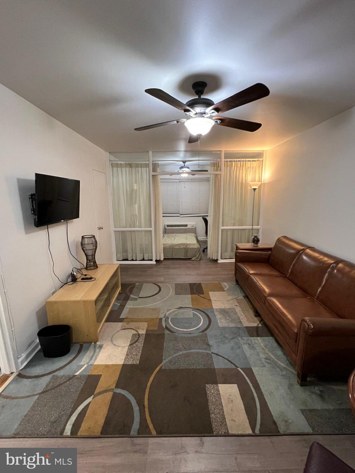 2141 I STREET NW - Photo 3