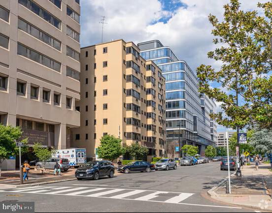 Photo 1 of 28 — 2141 I STREET NW, WASHINGTON, DC 20037
