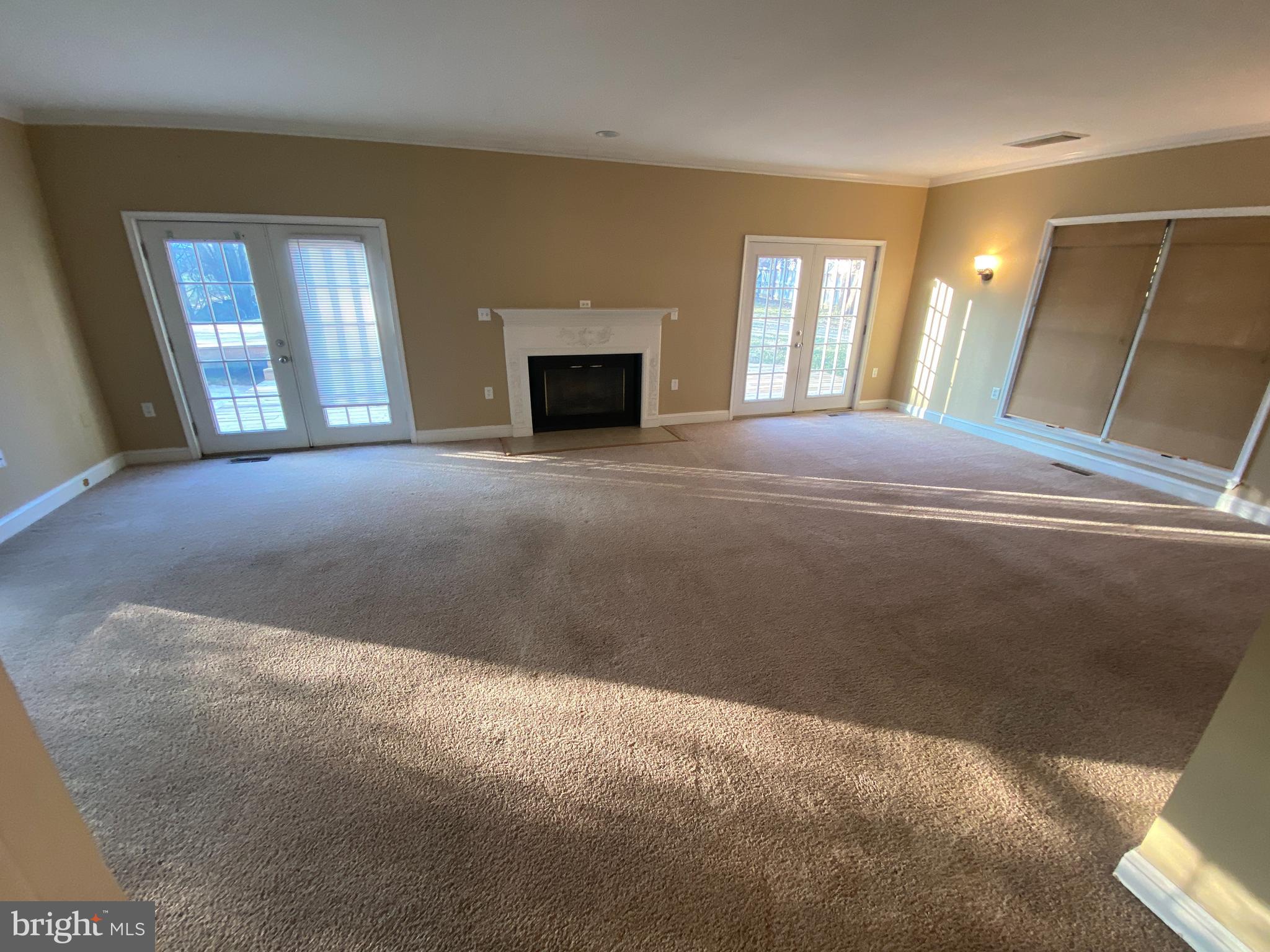 PIKE VIEW ACRES - Residential Lease