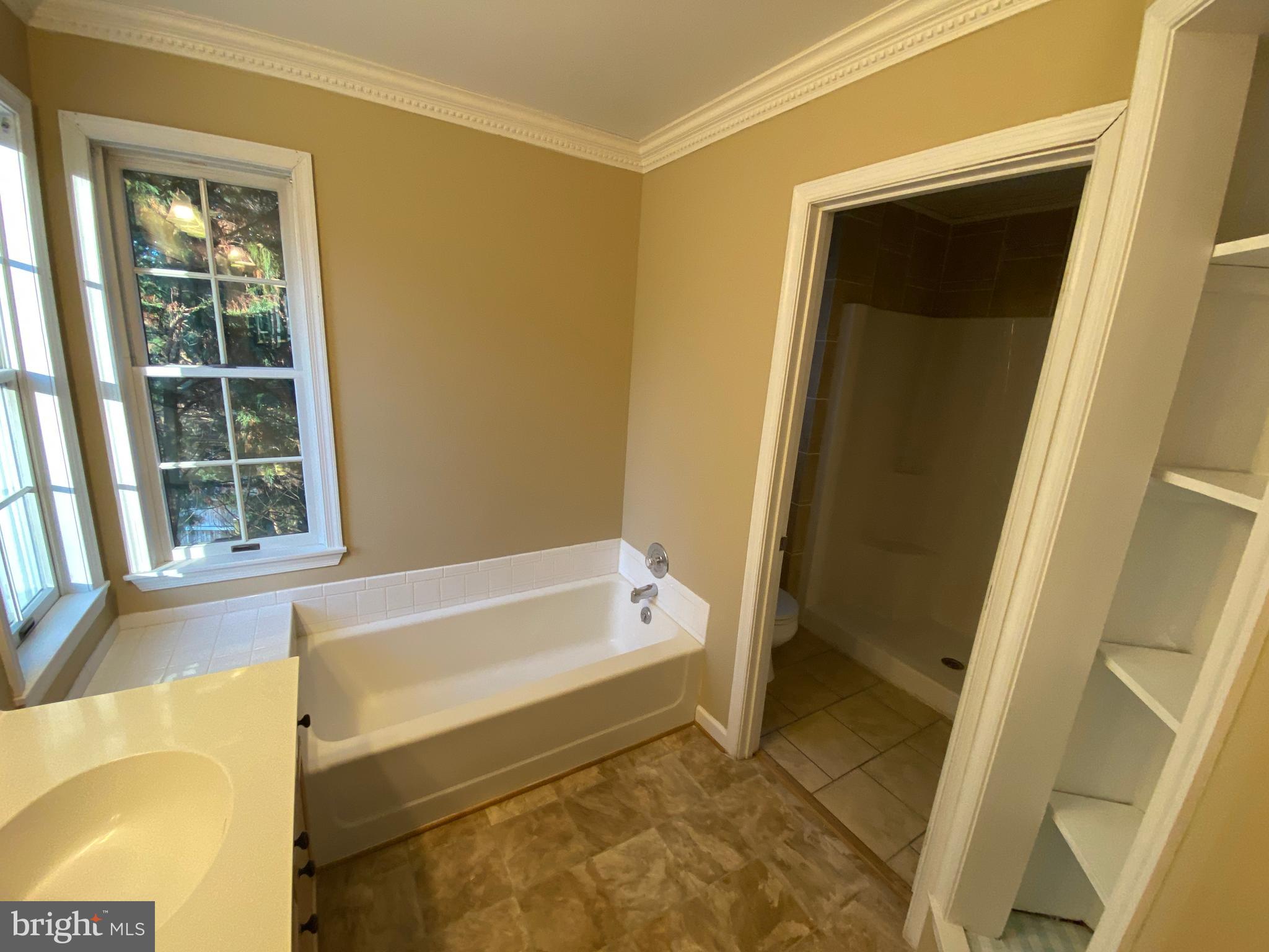 PIKE VIEW ACRES - Residential Lease