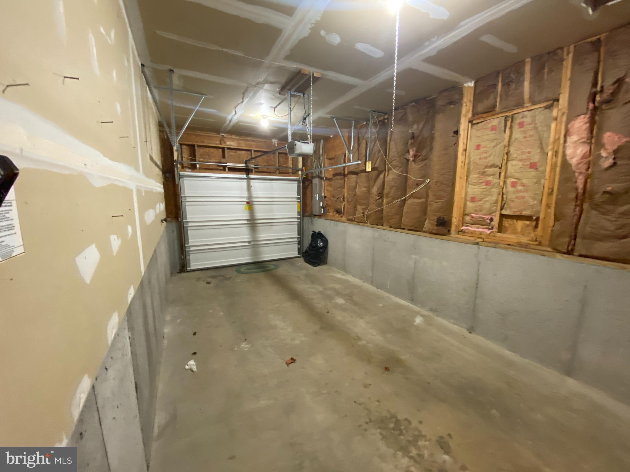 PIKE VIEW ACRES - Residential Lease