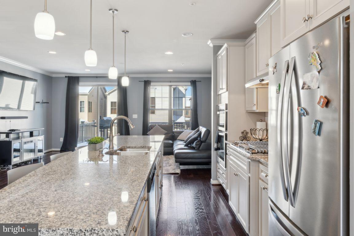 CABIN BRANCH - Residential