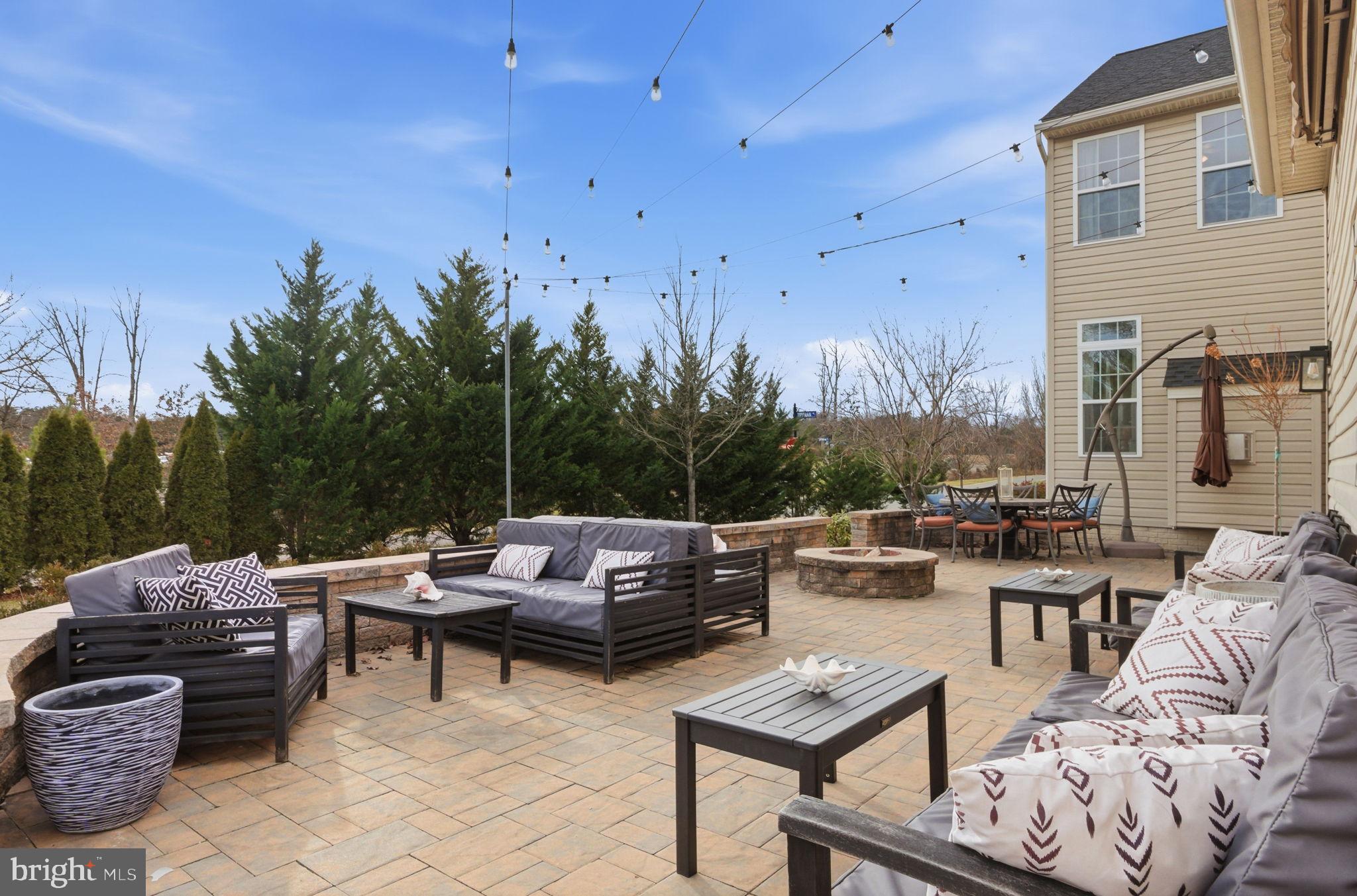 SOUTH RIDING - Residential