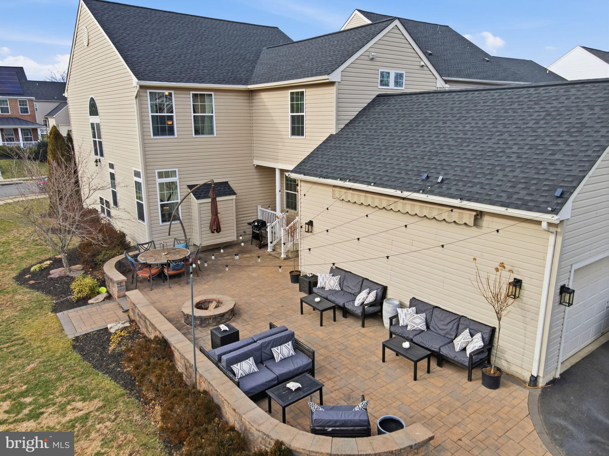 SOUTH RIDING - Residential