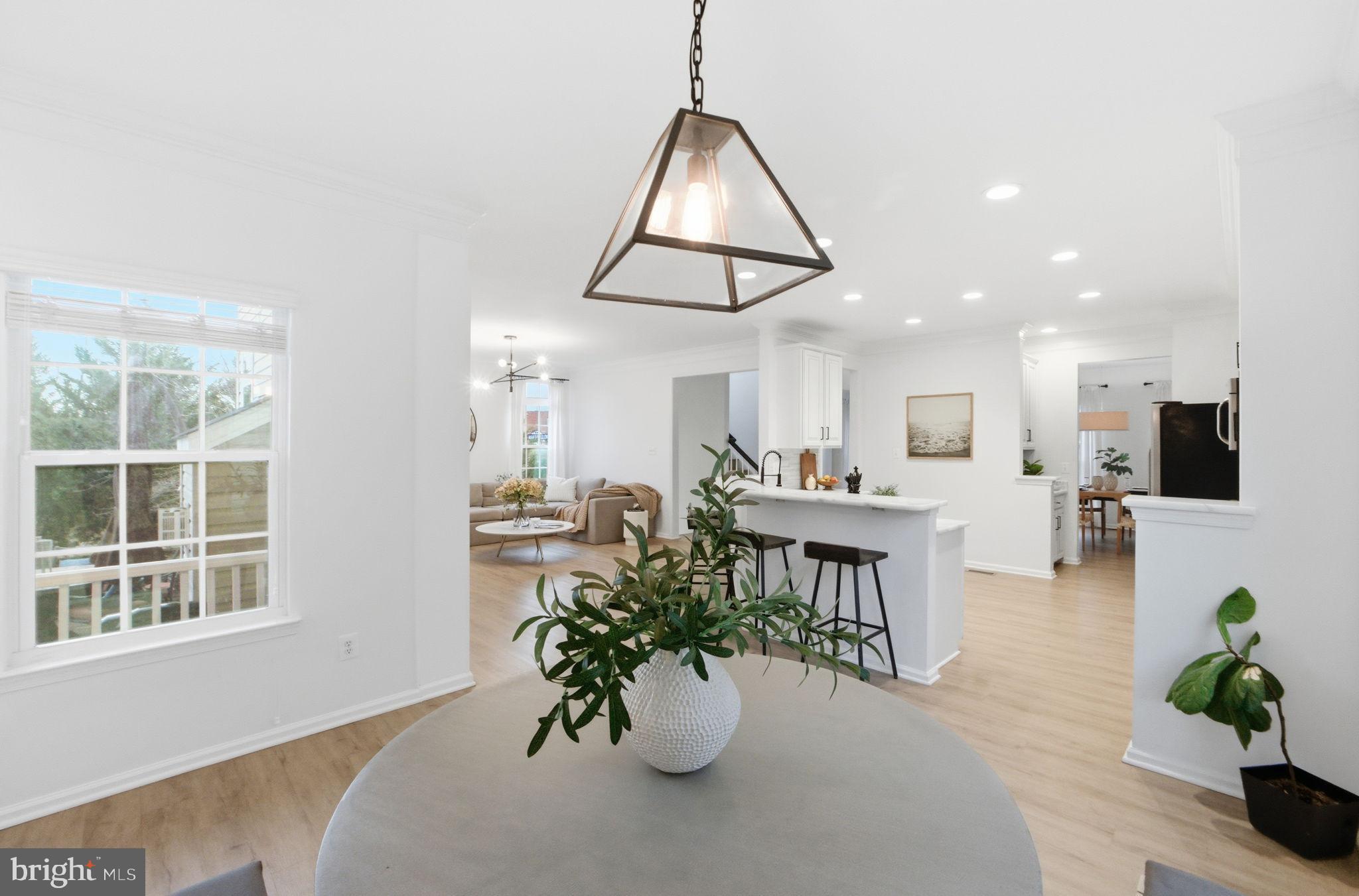 SOUTH RIDING - Residential