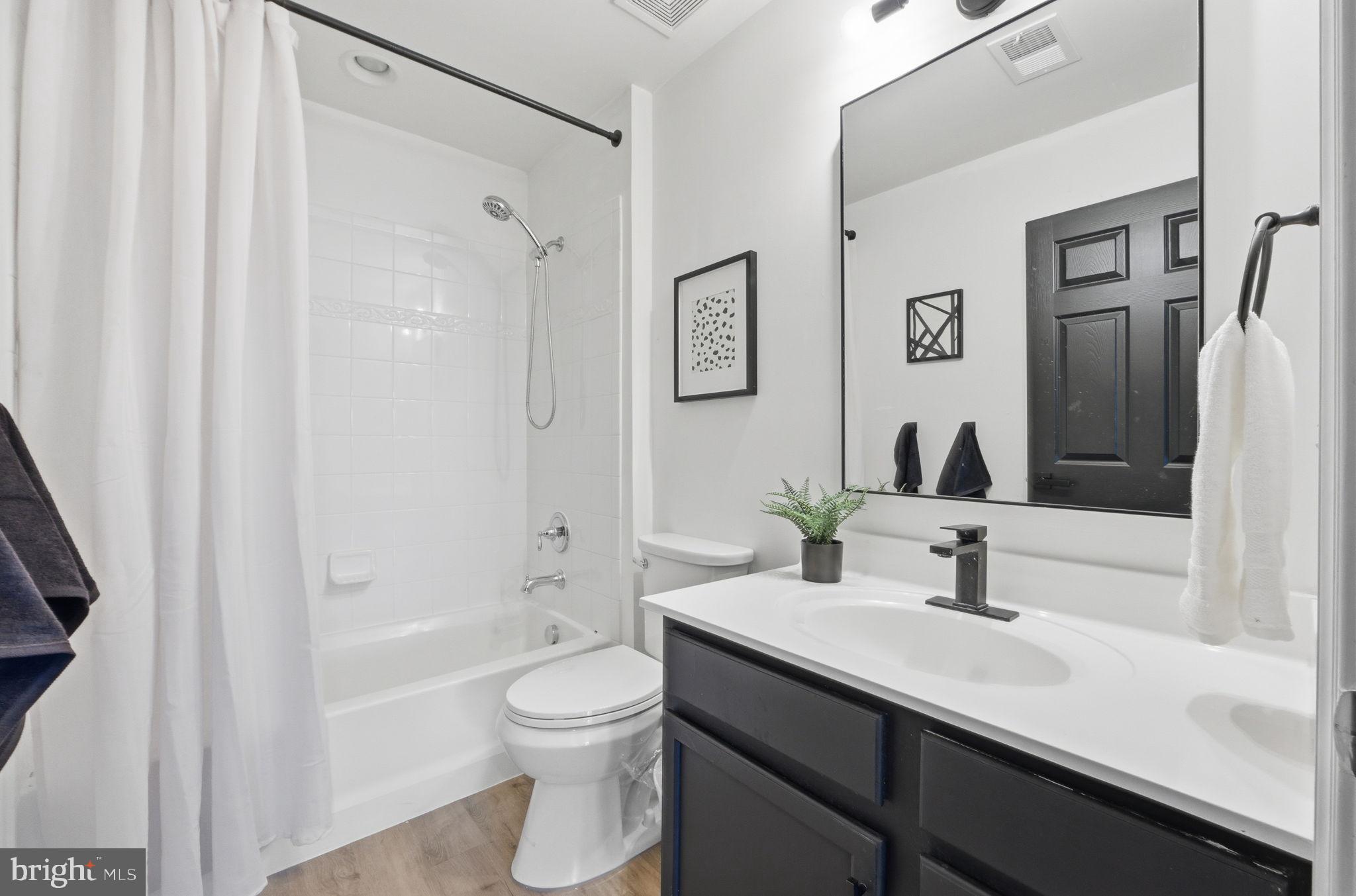 SOUTH RIDING - Residential