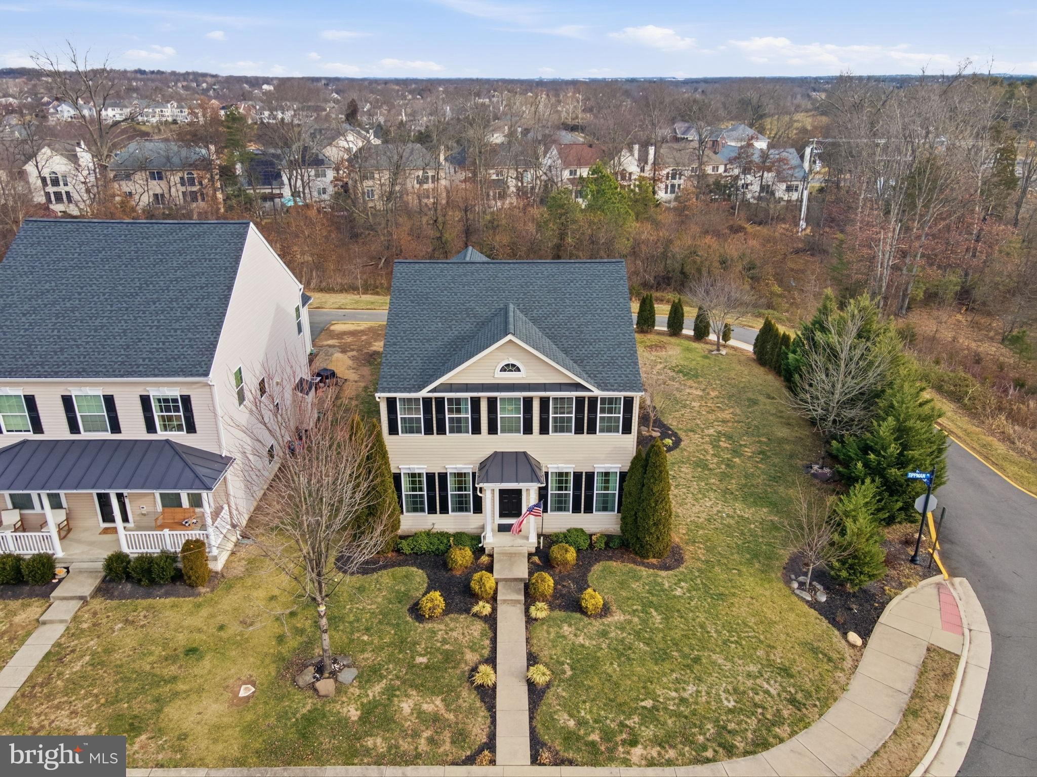 SOUTH RIDING - Residential