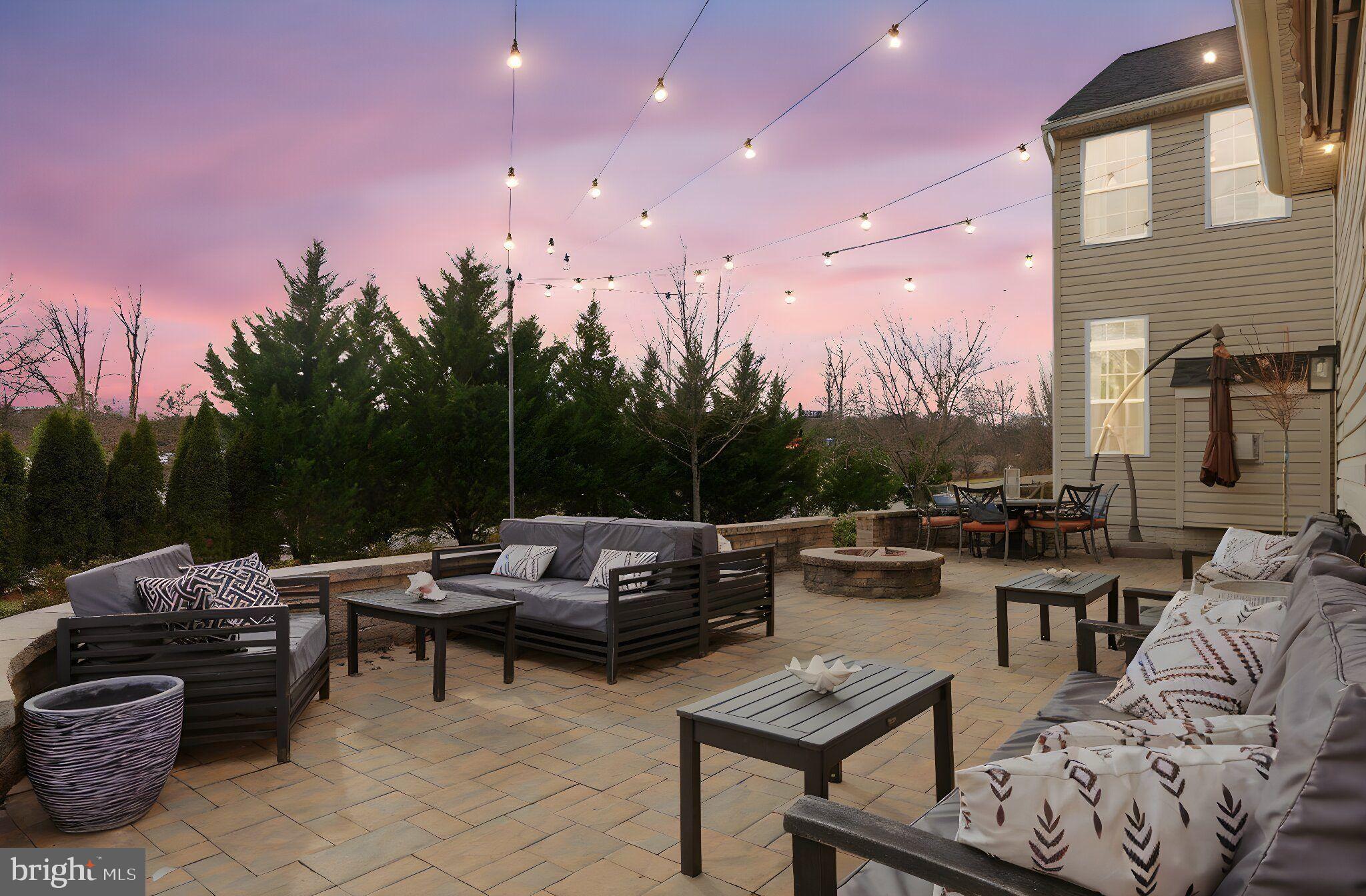 SOUTH RIDING - Residential