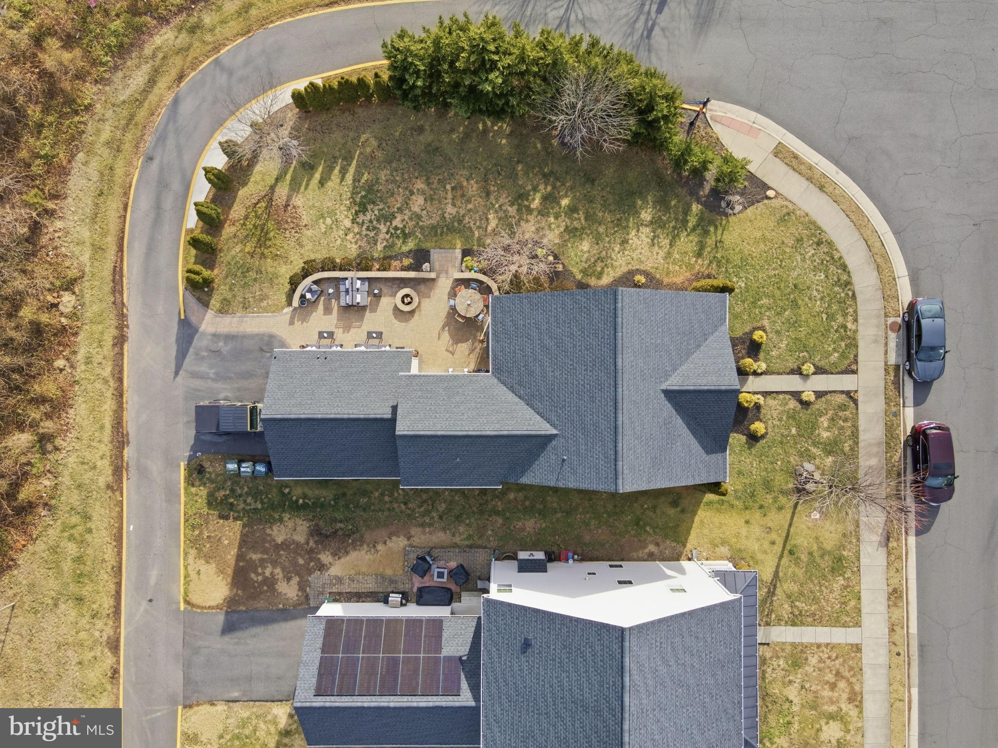 SOUTH RIDING - Residential