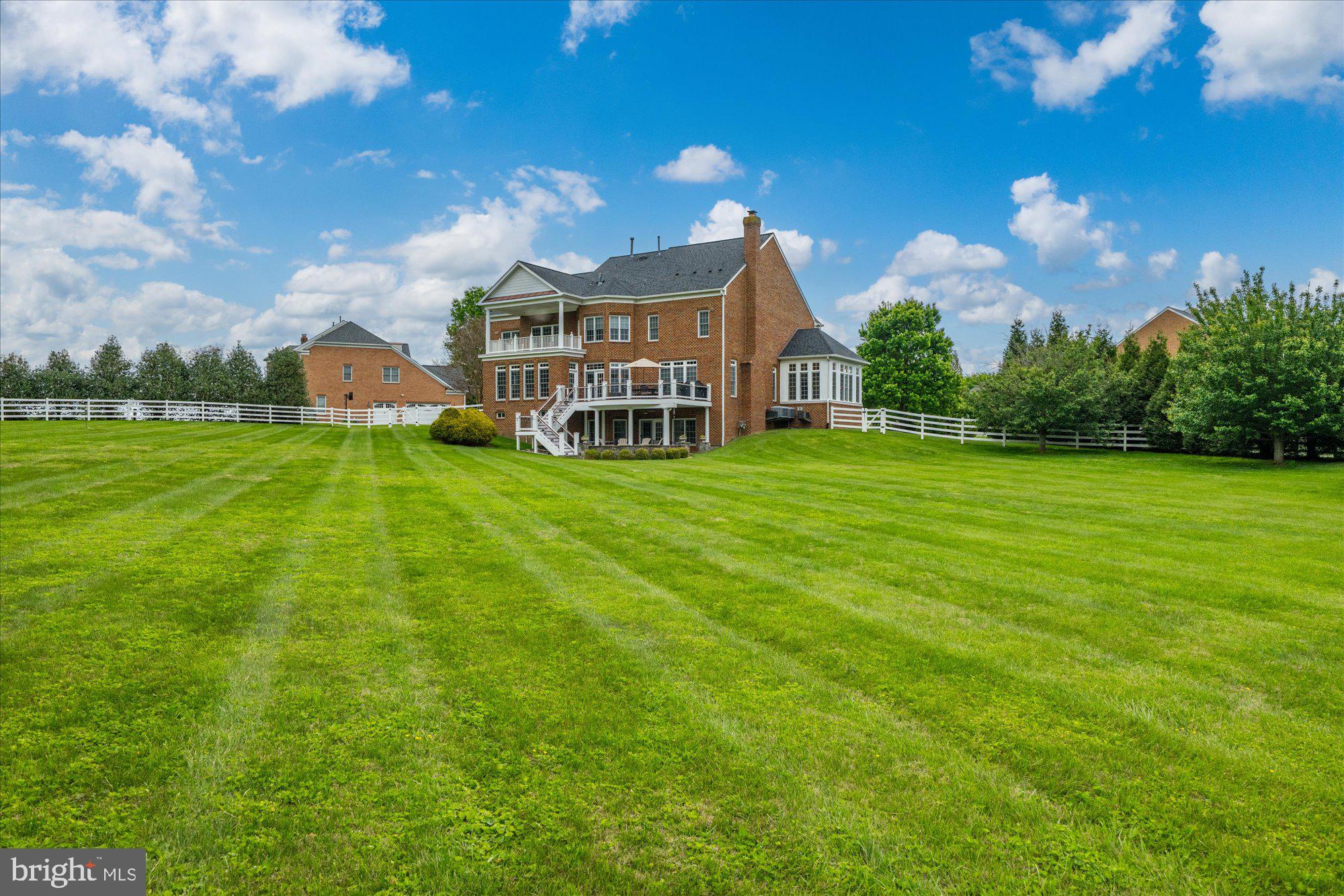 STONEY CREEK FARM - Residential