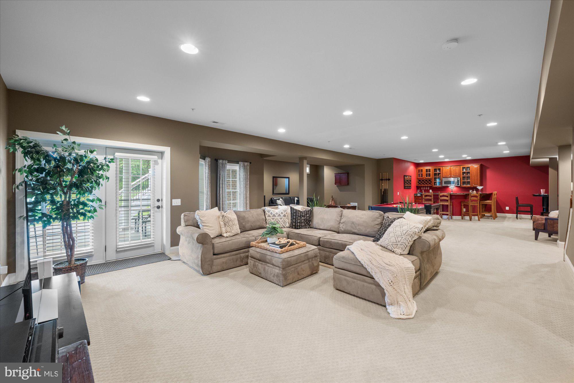 STONEY CREEK FARM - Residential