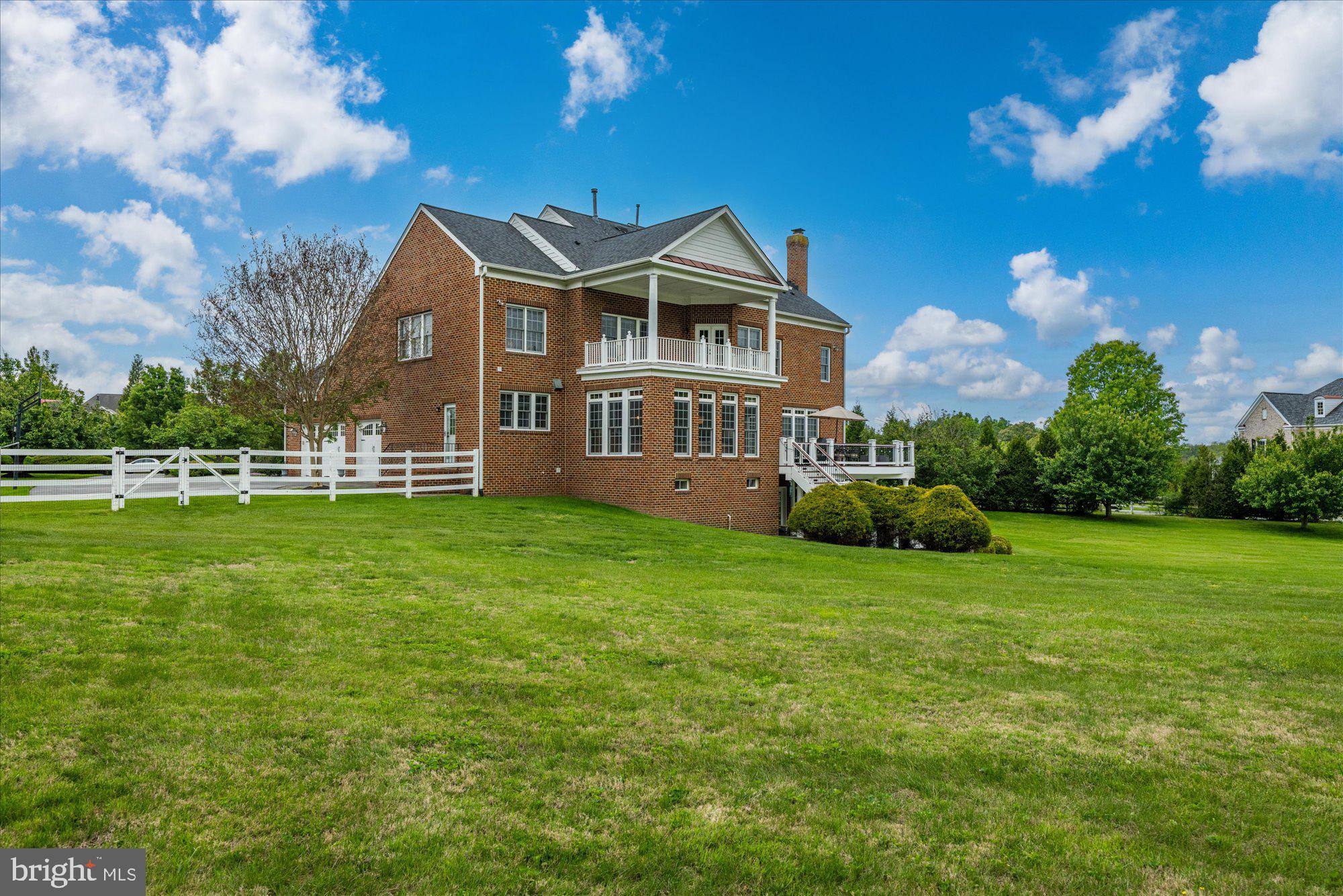 STONEY CREEK FARM - Residential