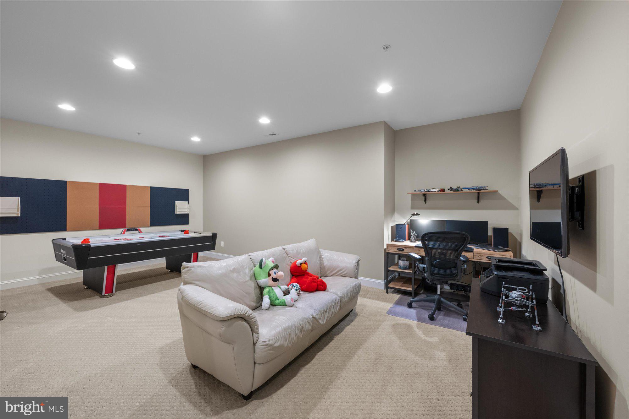 STONEY CREEK FARM - Residential
