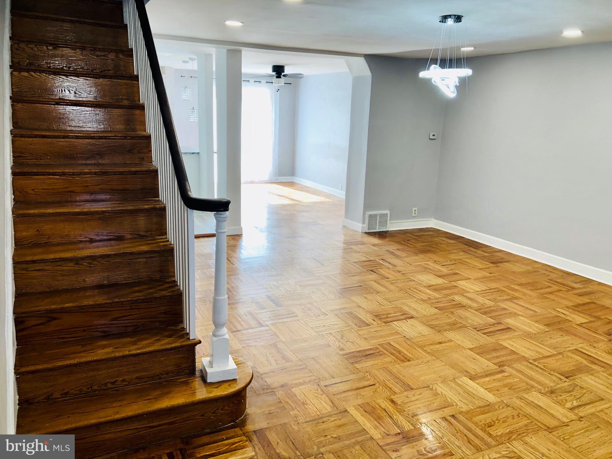 WEST OAK LANE - Residential