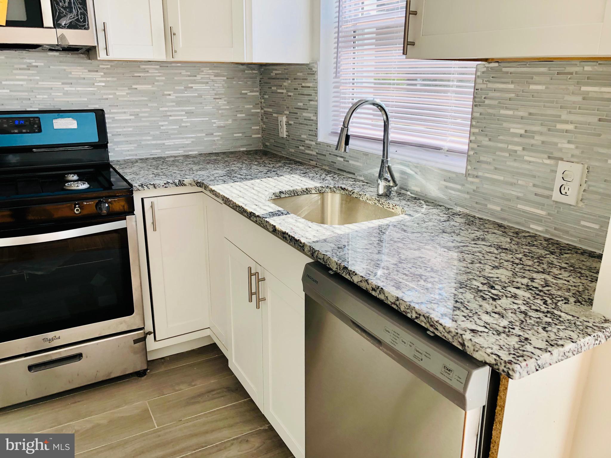 WEST OAK LANE - Residential