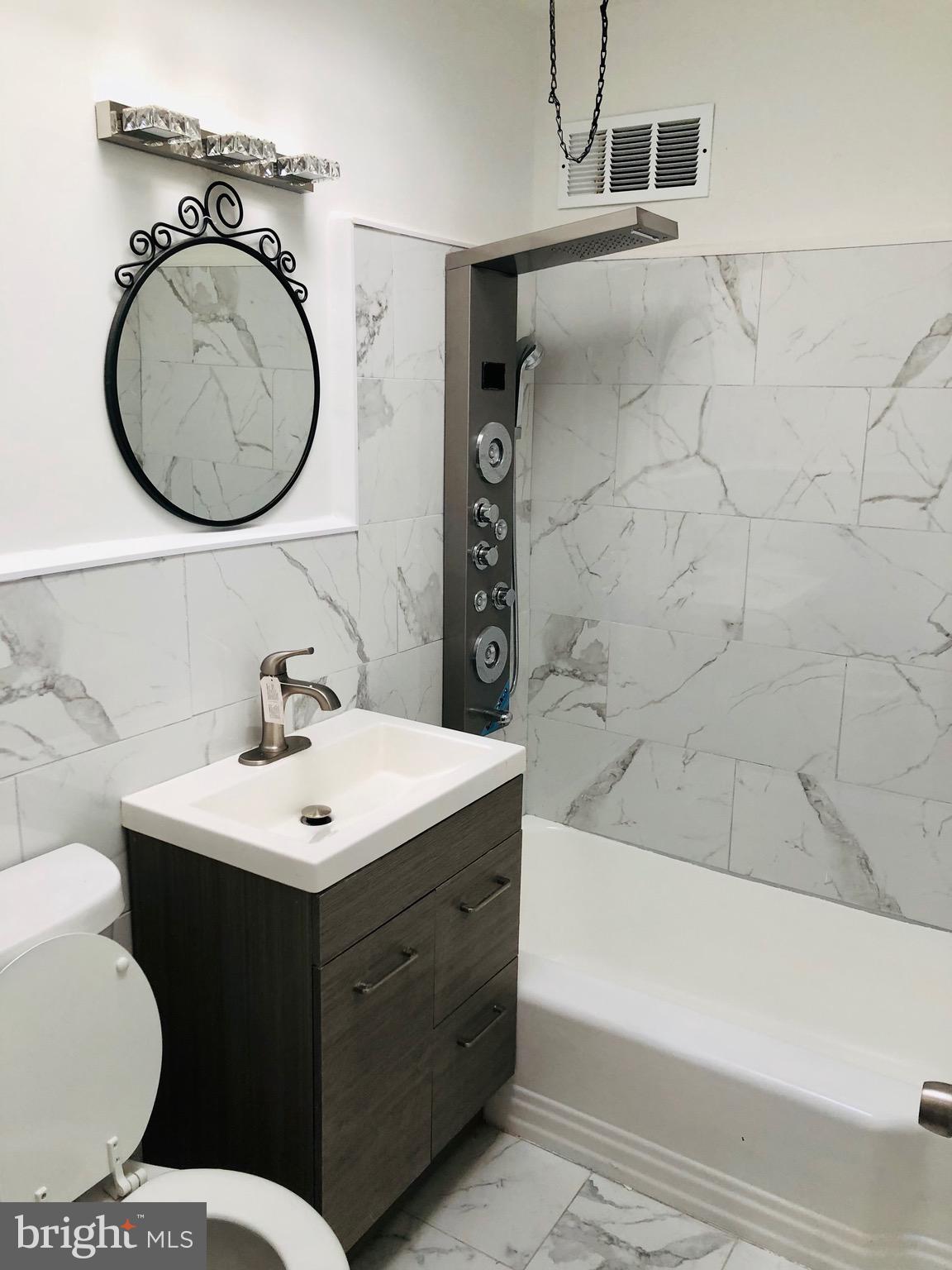 WEST OAK LANE - Residential