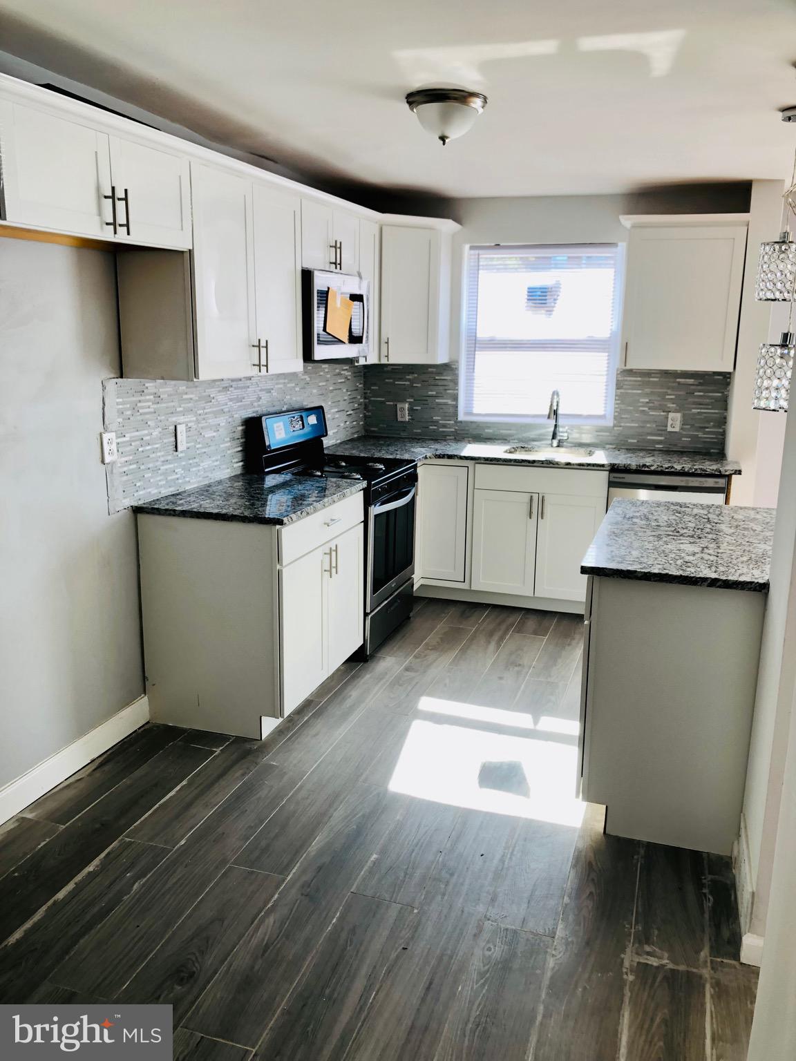 WEST OAK LANE - Residential