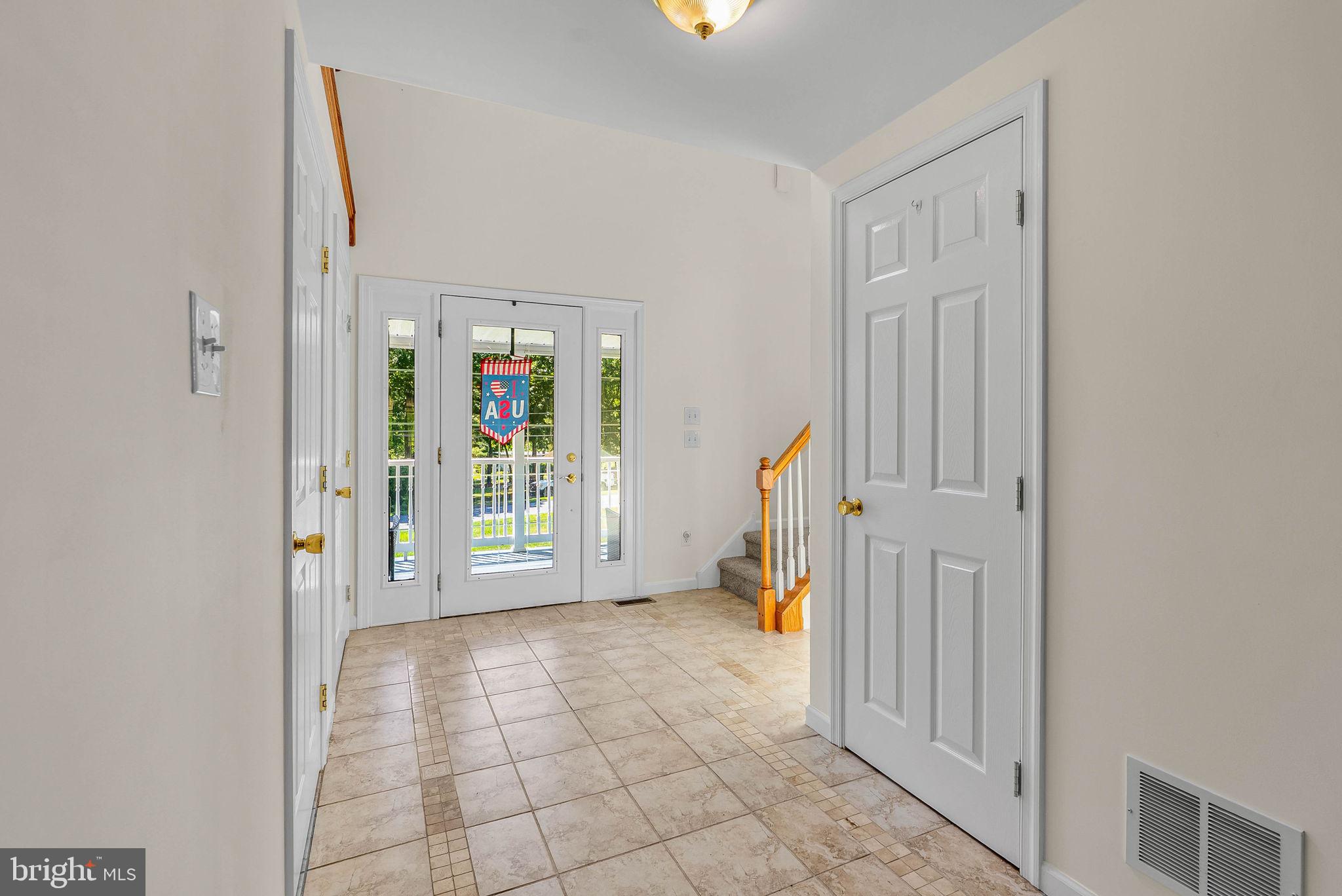 14 HILLSIDE ROAD