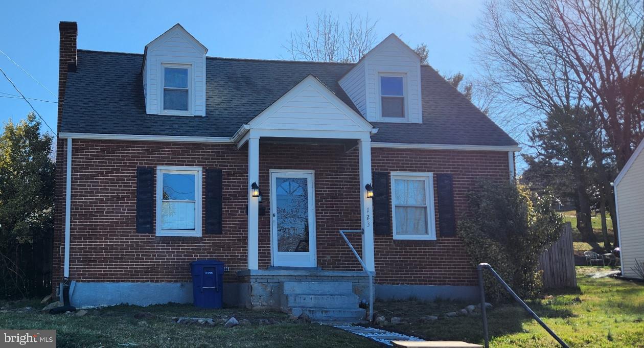 MARLOW - Residential Lease